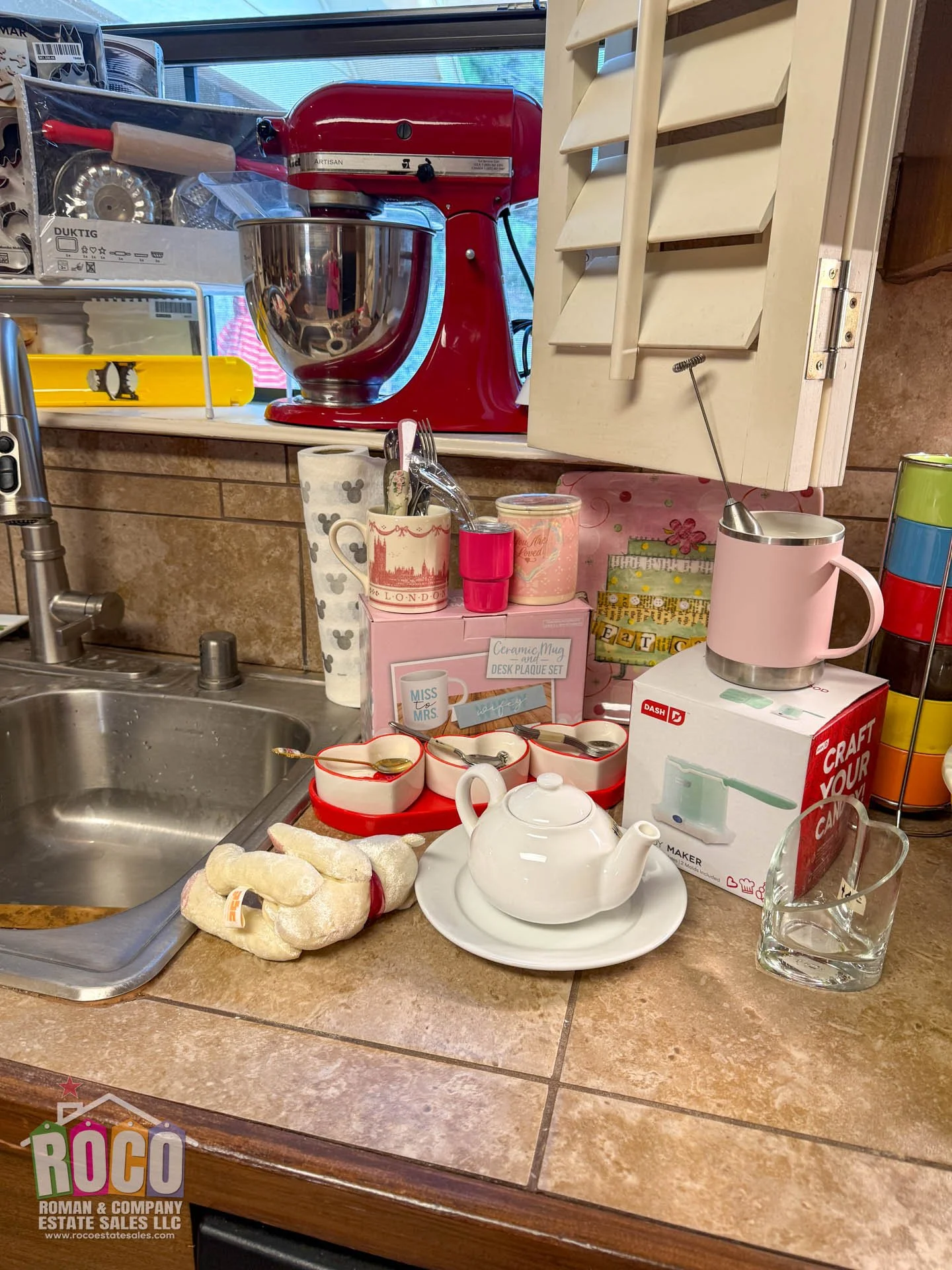 ROCO Estate Sales - 860 Hempstead Dr - EPTX 79912-20261022-0011.jpg