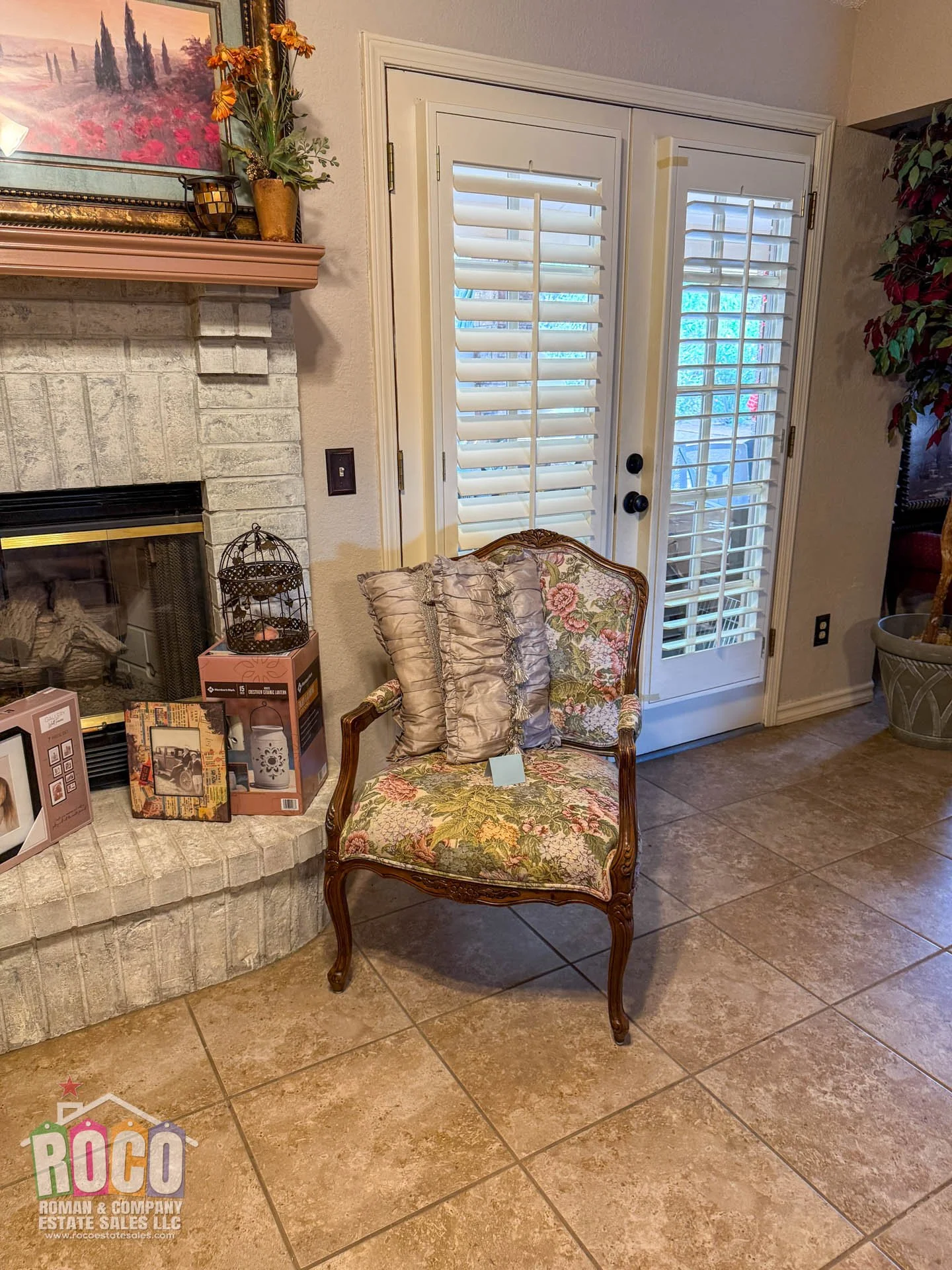 ROCO Estate Sales - 860 Hempstead Dr - EPTX 79912-20261022-0031.jpg