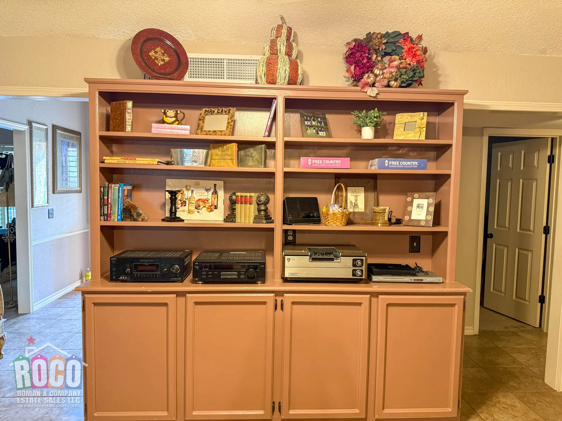 ROCO Estate Sales - 860 Hempstead Dr - EPTX 79912-20261022-0046.jpg