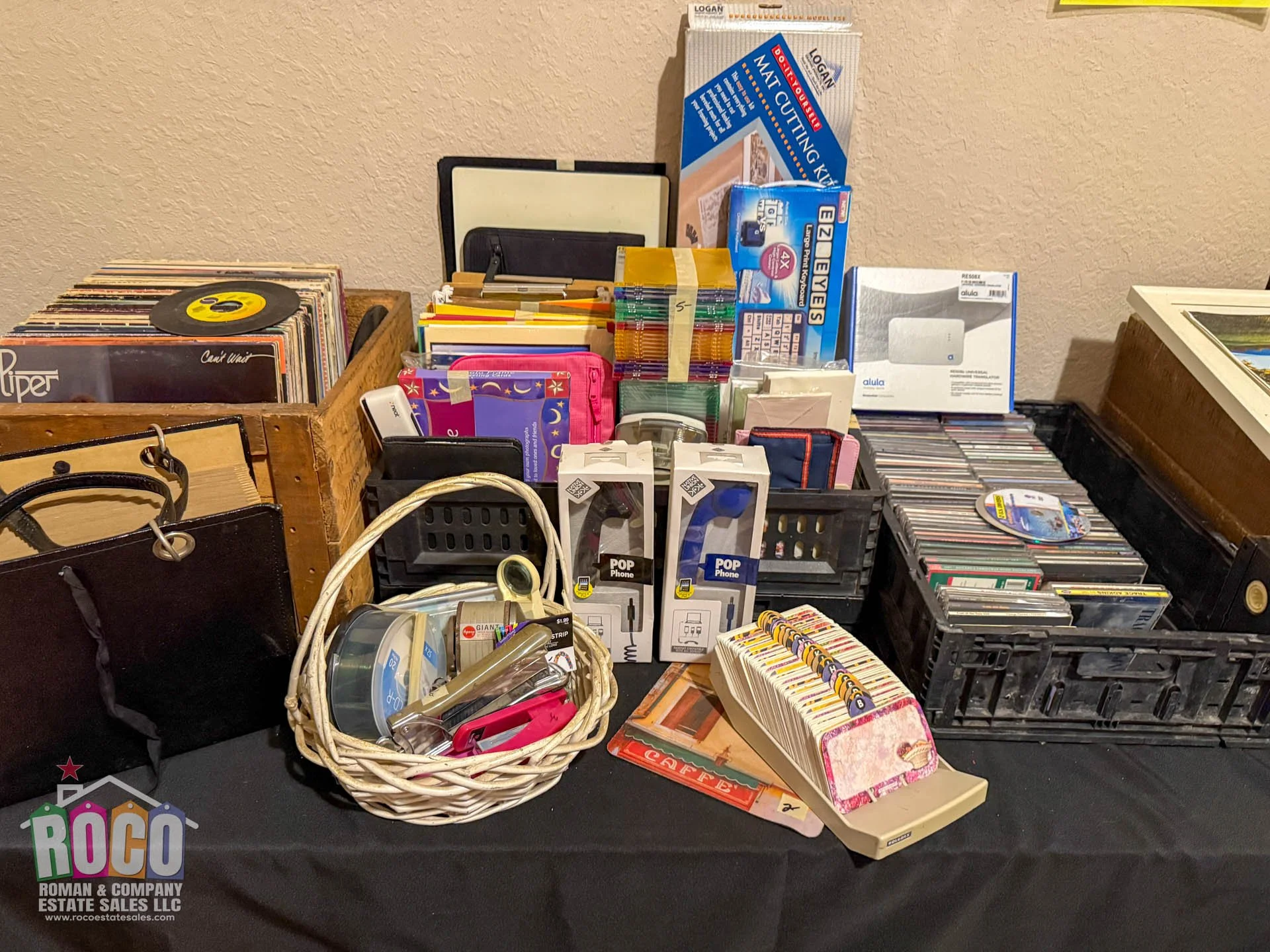 ROCO Estate Sales - 860 Hempstead Dr Part 2 EPTX 79912-20261029-0064.jpg