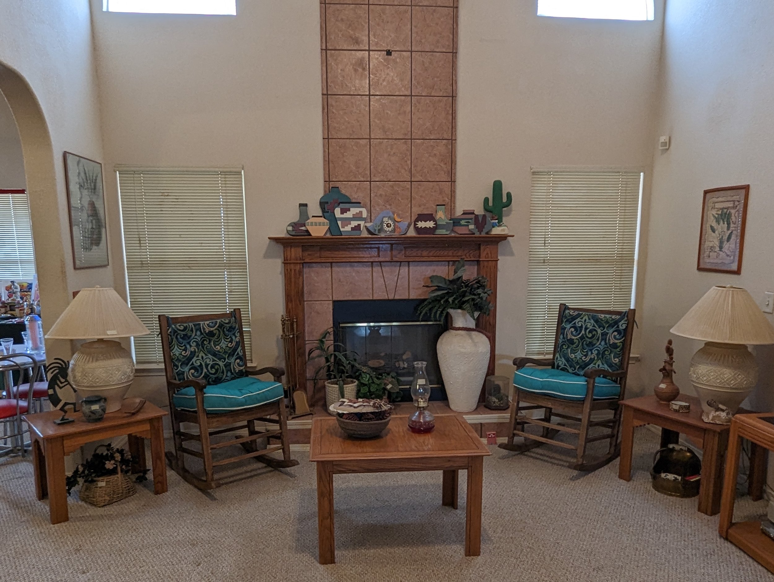 12512 Sun Empress Drive, 79938
Saturday 8-2
Sunday 9-2
Classic car, Elvis and Nascar memorabilia, Budweiser Beer Steins, Route 66 Collectibles, Vintage Coca Cola Cooler, Gumball Machine, 60’s Bistro Set, Teak rockers, Southwest art and home décor, E