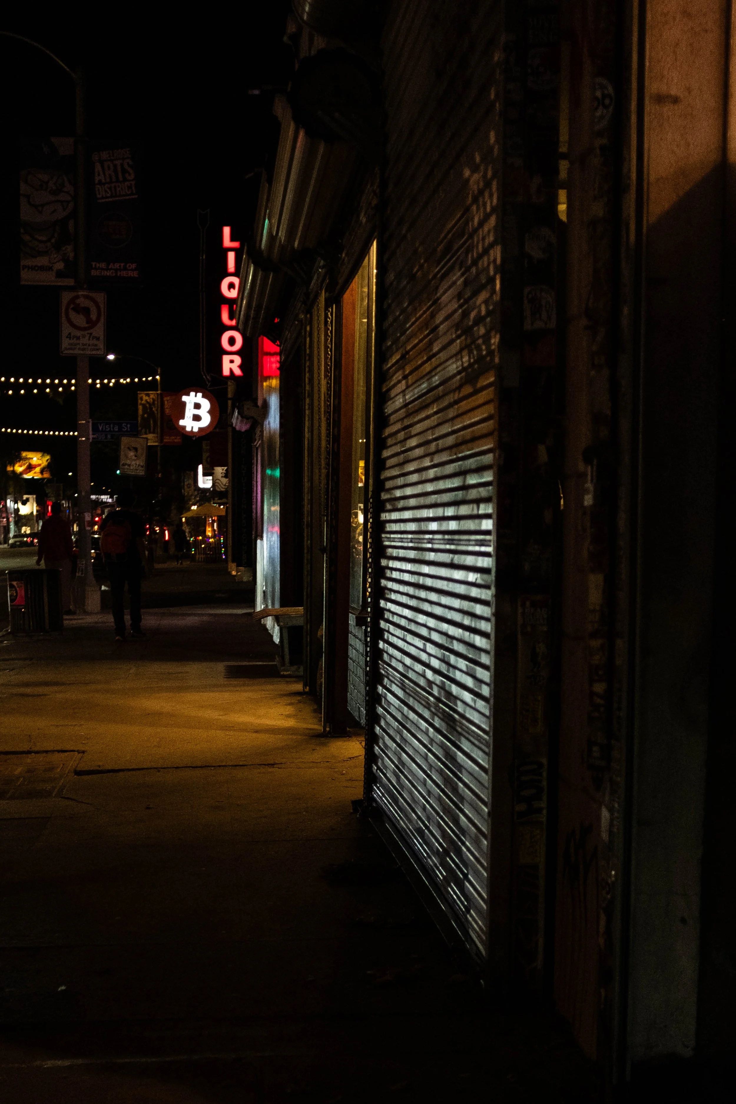 Walking Through the Streets of Hollywood | 12-9-2025