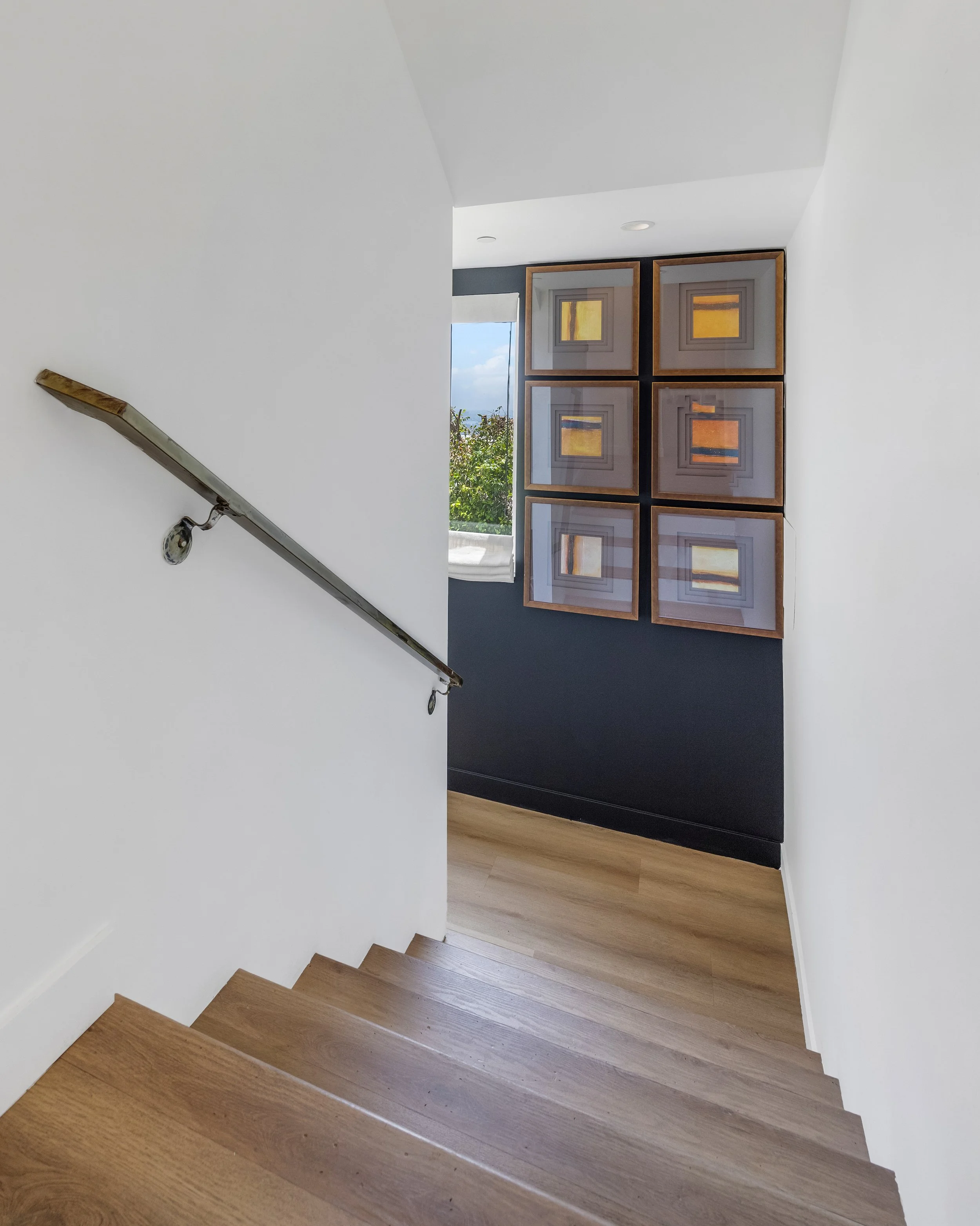 Staircase1.jpg