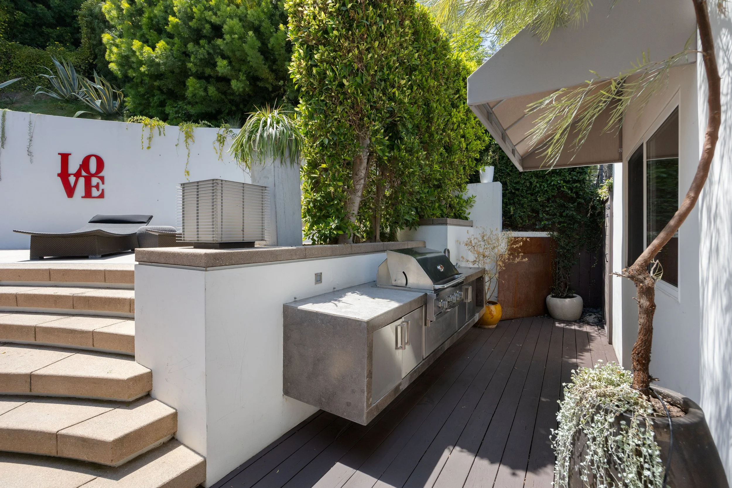 Backyard9.jpg