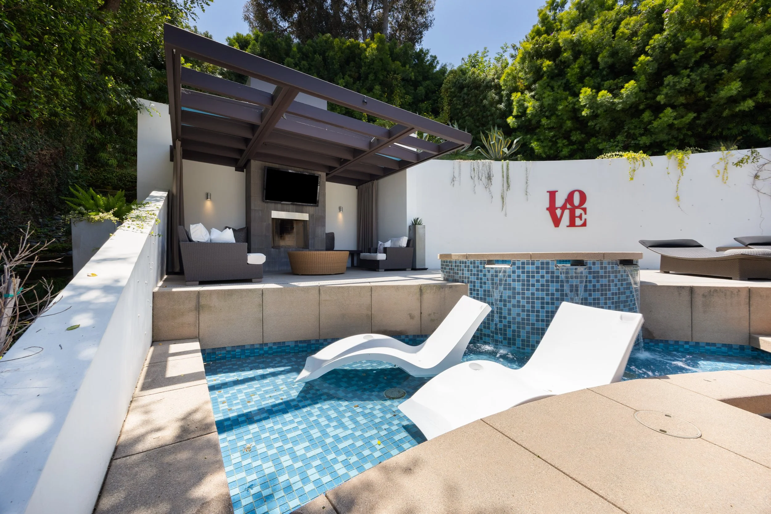 Backyard8.jpg