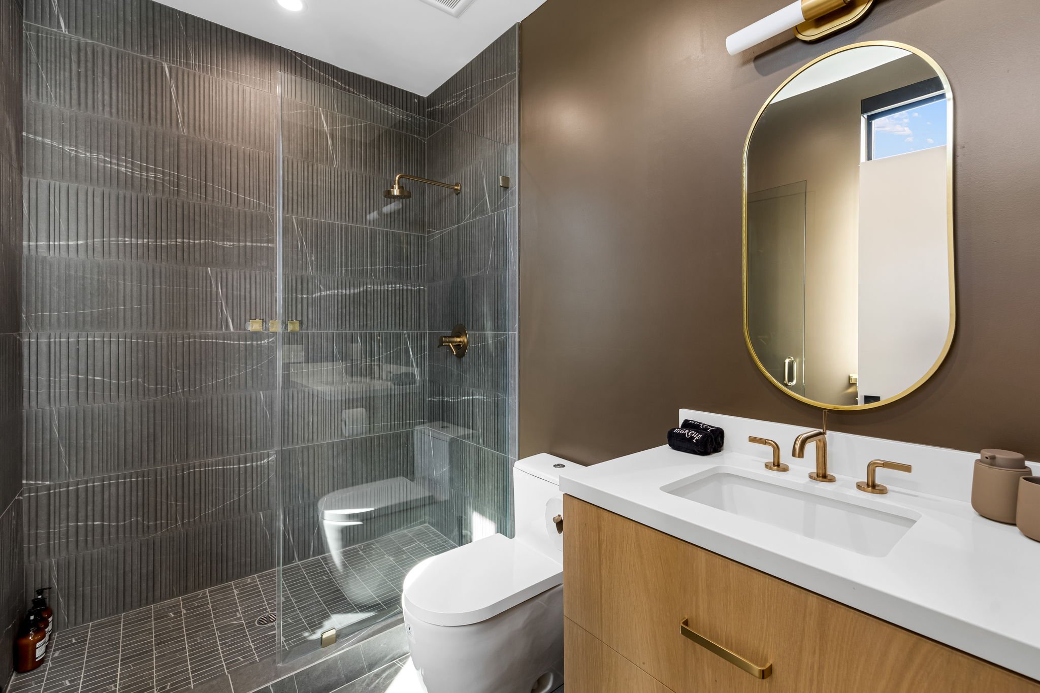 Bedroom 2 Bathroom.jpg