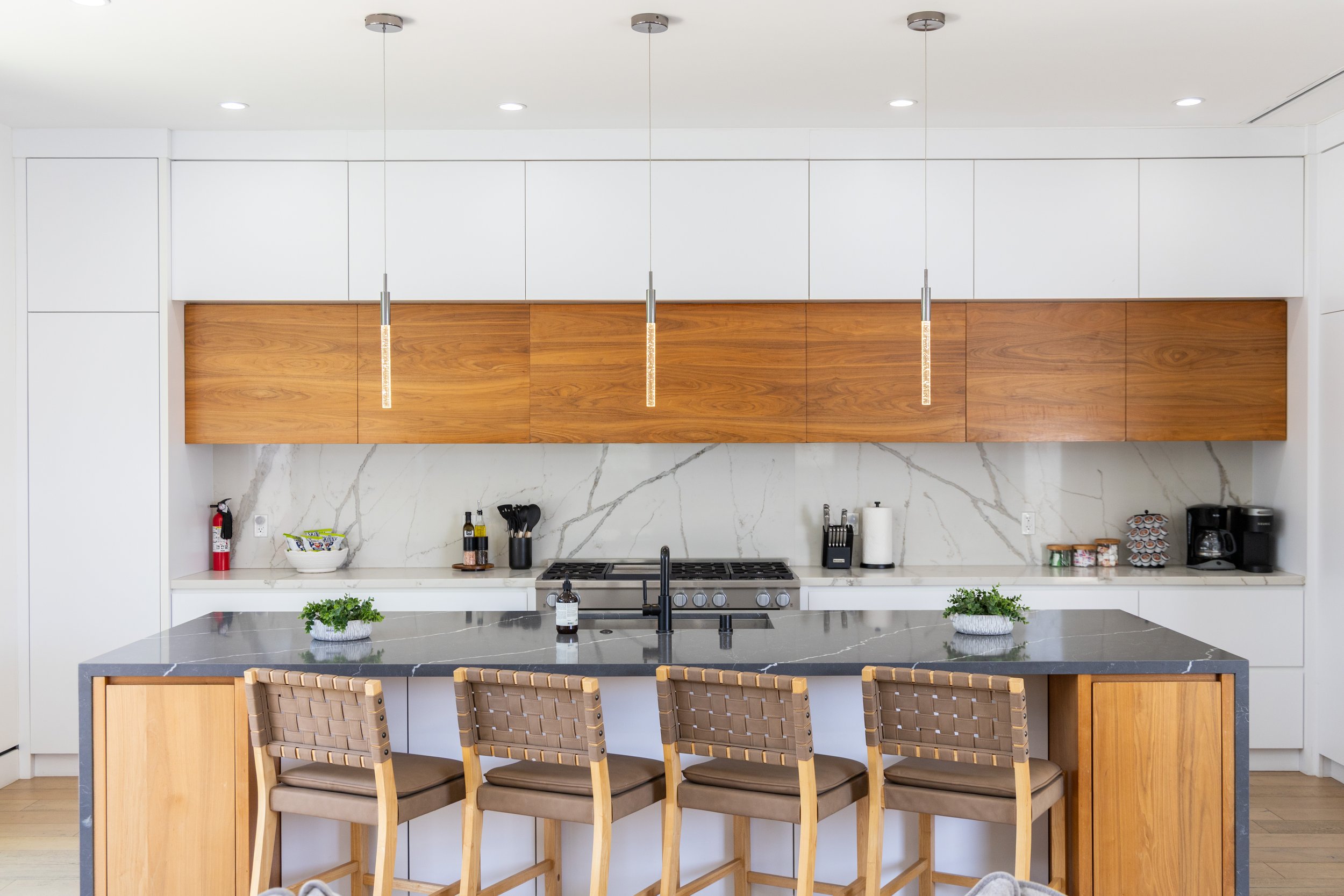 Kitchen1.jpg