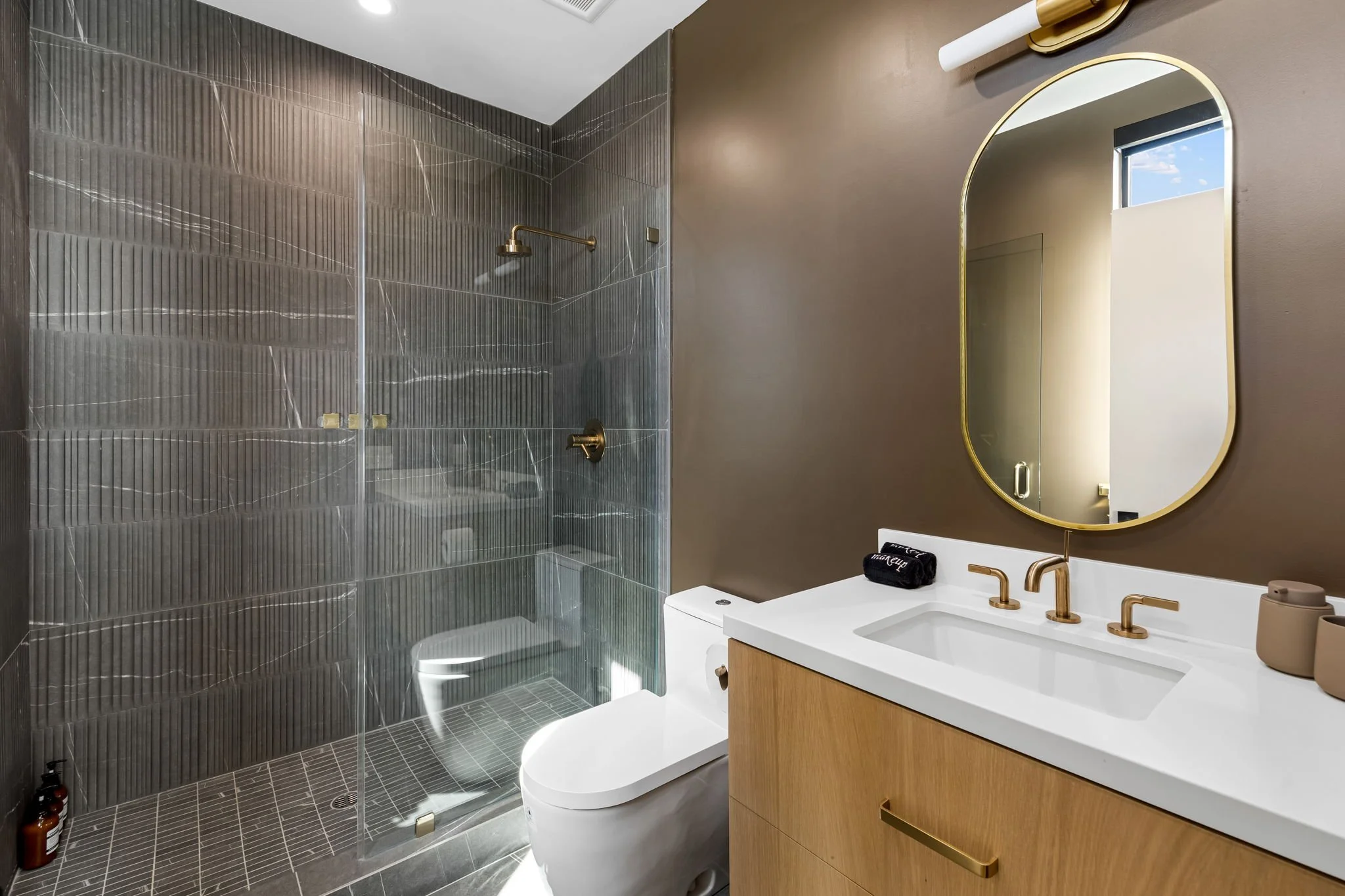 Bedroom 2 Bathroom.jpg