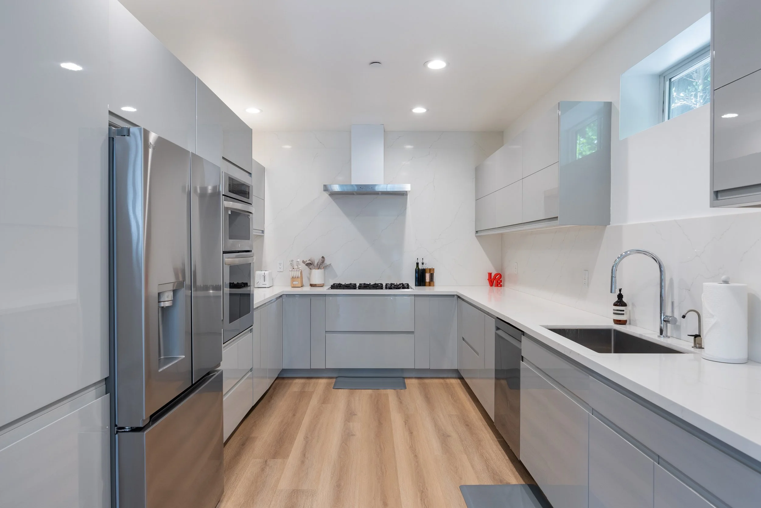 Main-Kitchen.jpg