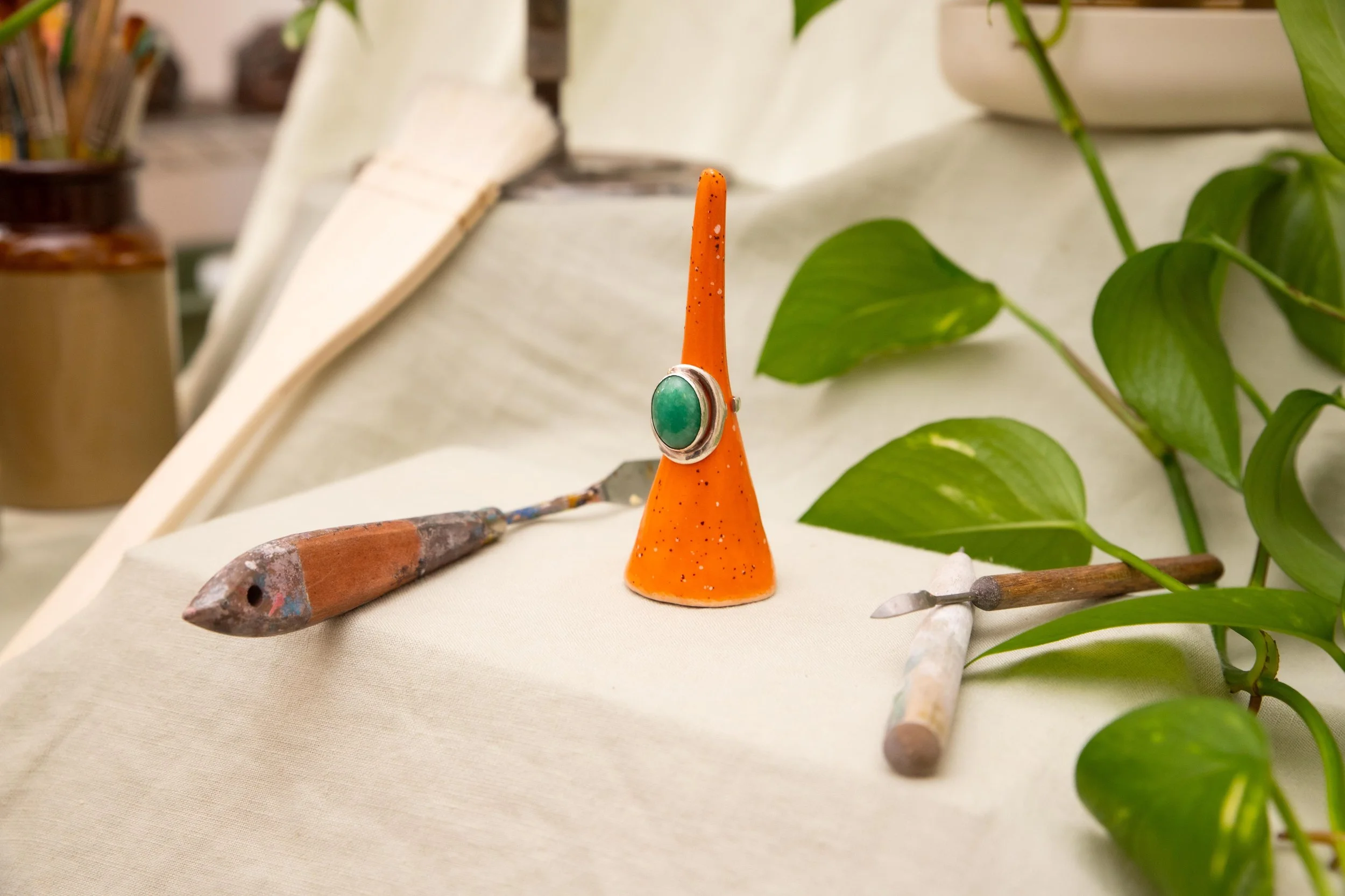 Orange Speckled Ring Throne