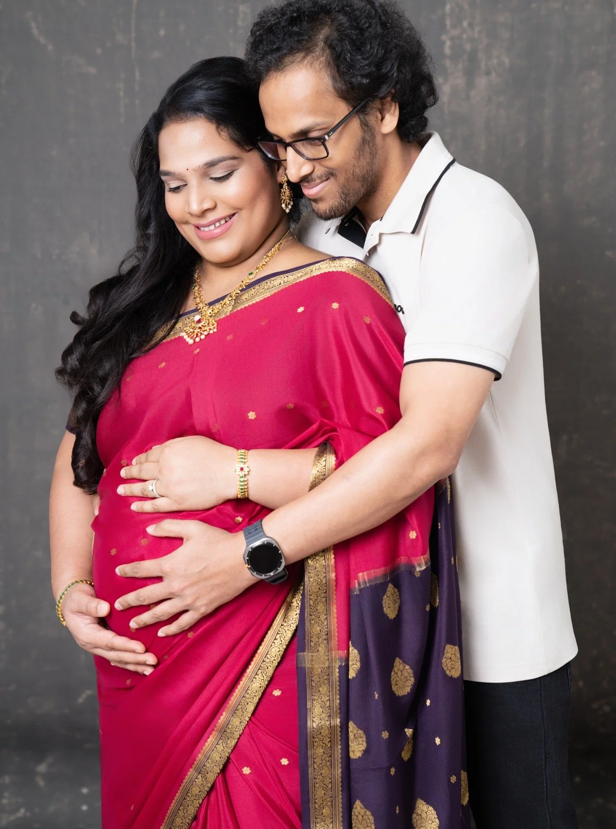 More than a portrait &mdash; a living artwork of love, life, and the woman at its heart.
An ode to the quiet strength that builds families and the love that holds it all together.
✨ Your dream-shots with Meenu is just a click away, with the link Bio.