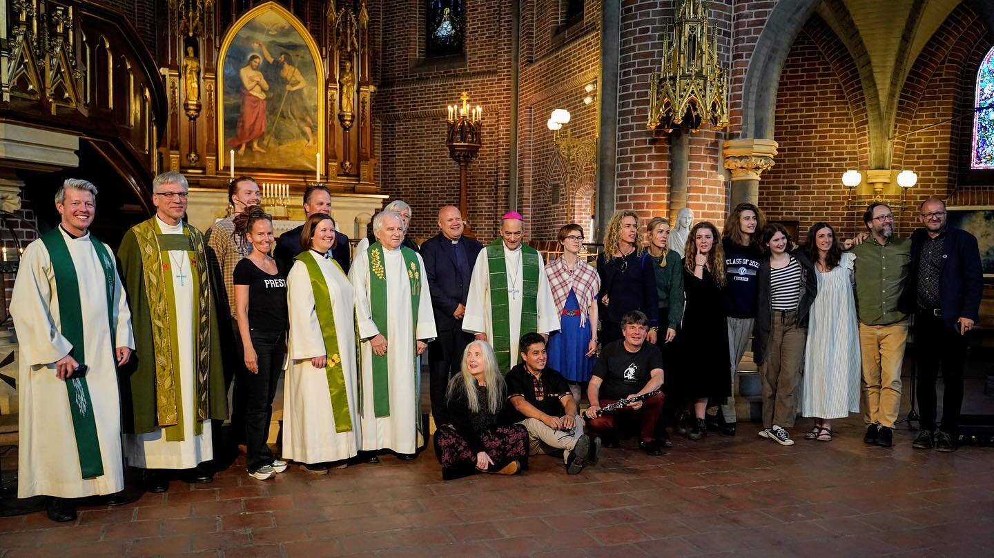 Artists, church leaders, and conservationists met in Lysebu, Norway followed by a concert at Trinity Church in Oslo. (June 2022) 📸 by @gabriella.clare