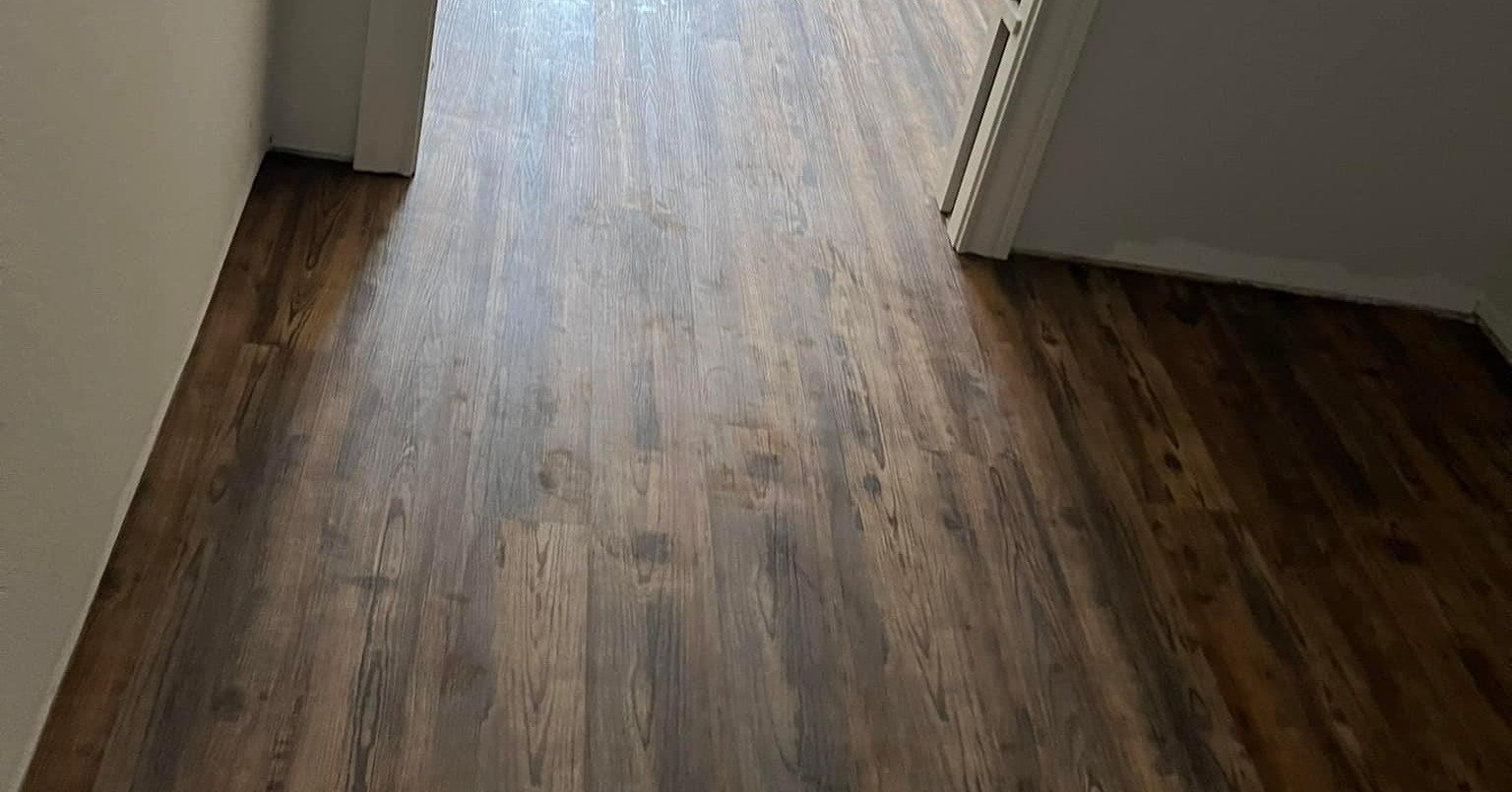 🏡 Another Cozy Transformation! 🌟

We're thrilled to showcase our recent Engineered Wood Floor installation project! A brilliant mix of aesthetic charm and robust performance, our engineered wood provides a luxuriously warm ambiance to any room.

Sw