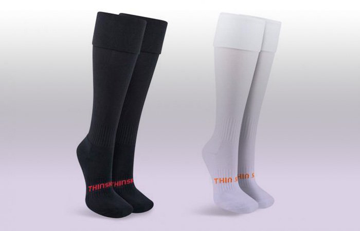 Black & white socks (2 pairs)