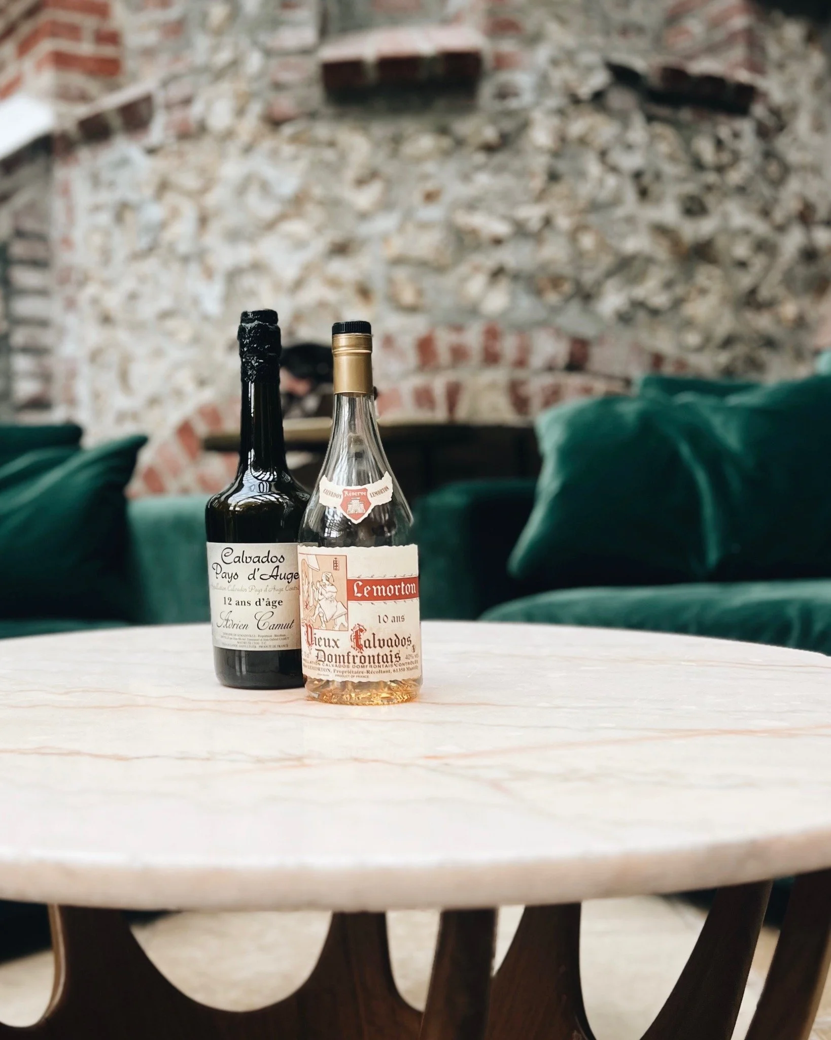 World Calvados Day 🥃

De nos vergers &agrave; nos verres, un savoir-faire normand !

.

[&Eacute;tretat, Calvados Normandie, Savoir-faire Normandie, Bar &Eacute;tretat]