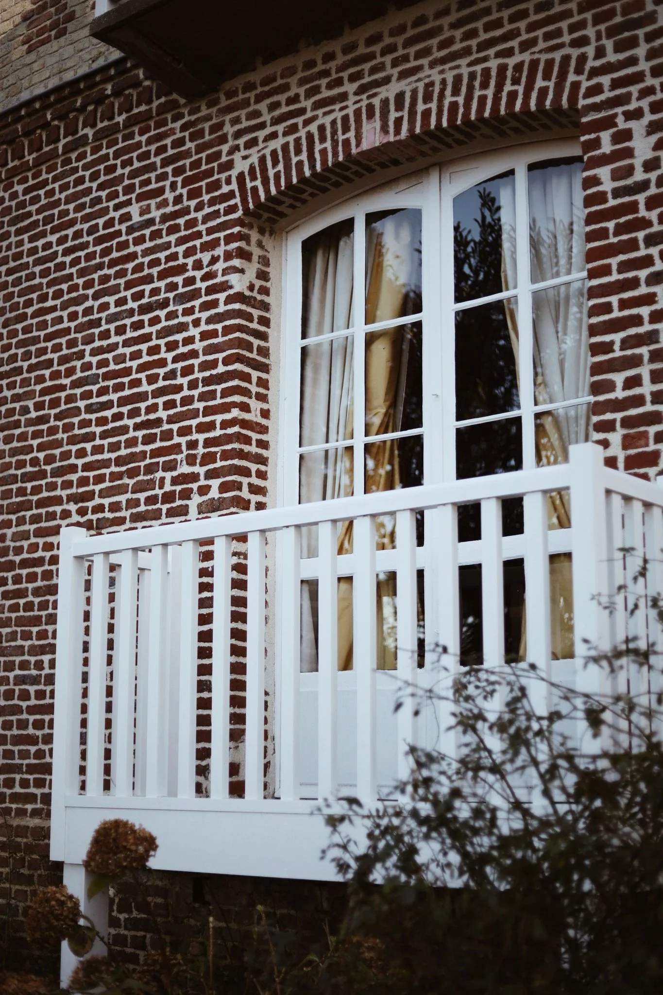 𓂃 ོ𓂃 Un r&eacute;veil au son des mouettes, la lumi&egrave;re qui se glisse doucement derri&egrave;re les falaises&hellip; 

Offrez une escapade inoubliable au Donjon pour les f&ecirc;tes de fin d&rsquo;ann&eacute;e : un bon cadeau pour un s&eacute;