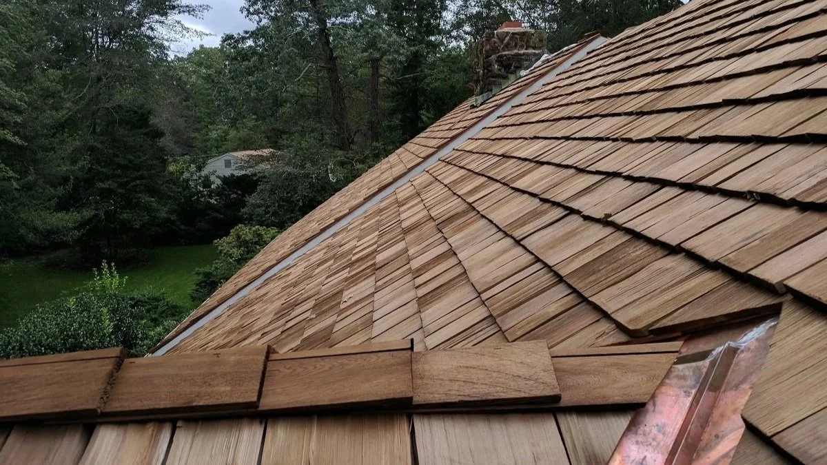 Cedar Shake full roof replacement installed on the mid-coast of Maine