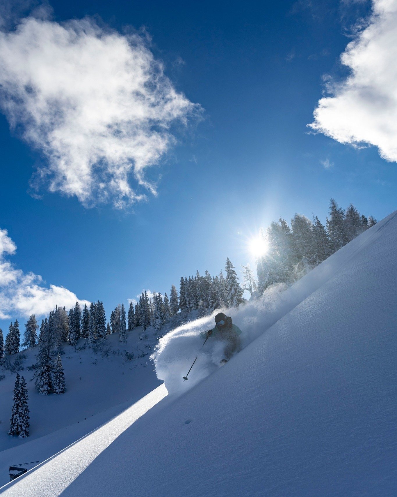En sån där perfekt dag i Wagrain förra januari. Har du varit där?
•
#LifestyleCommunity #UnforgettableExperiences #MountainEscape #skiingisfun #SnowAdventure
