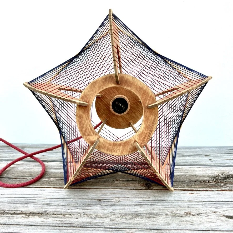 String lamp red blue yellow bottom view