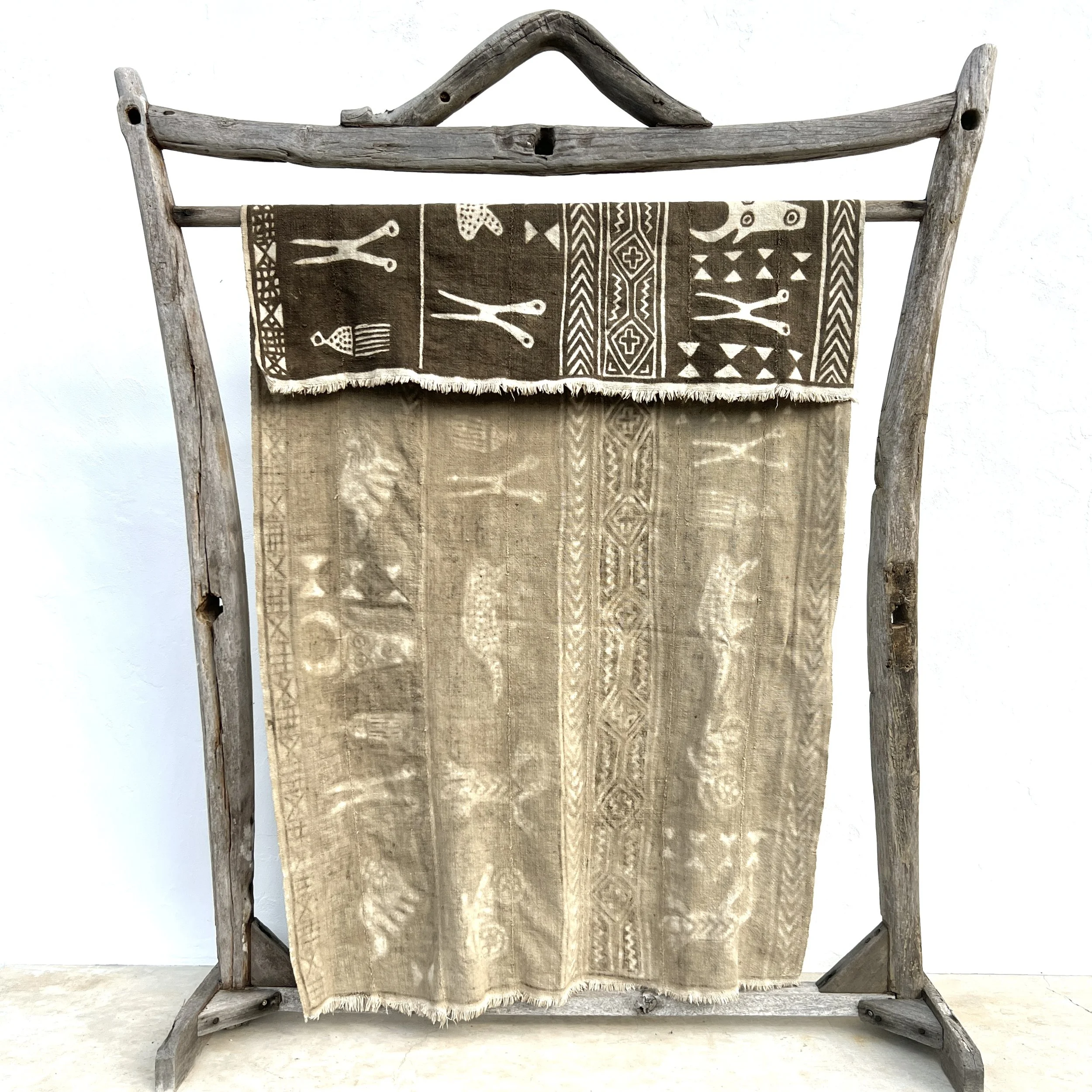 Animal mud cloth hanging reverse side