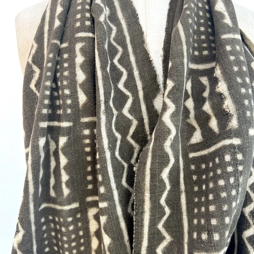 Bogolafini mud cloth scarf Mali closeup
