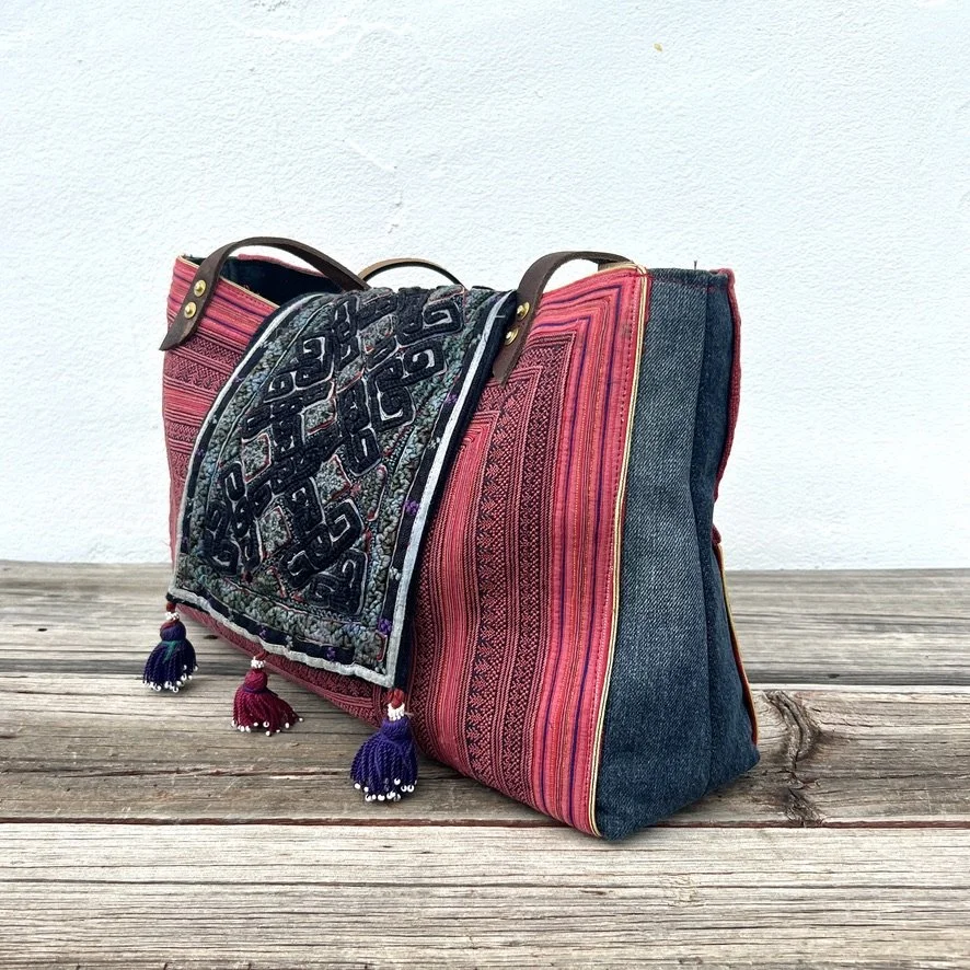 Sapa Bag pink side view