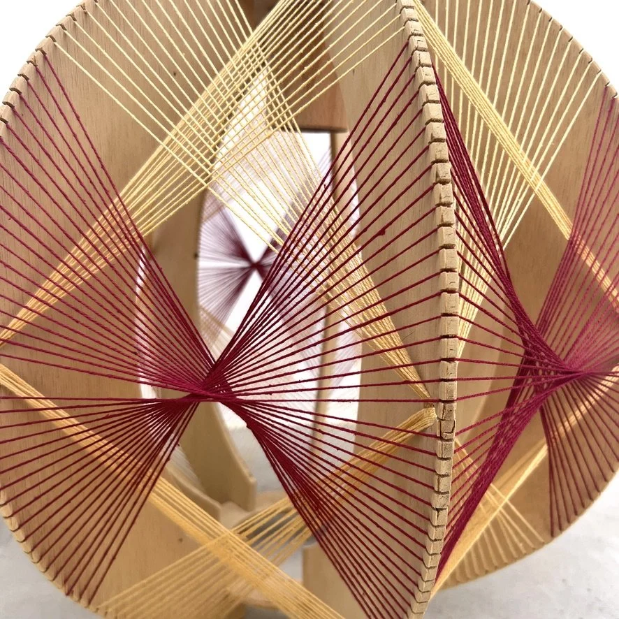 String lamp red and yellow closeup 2