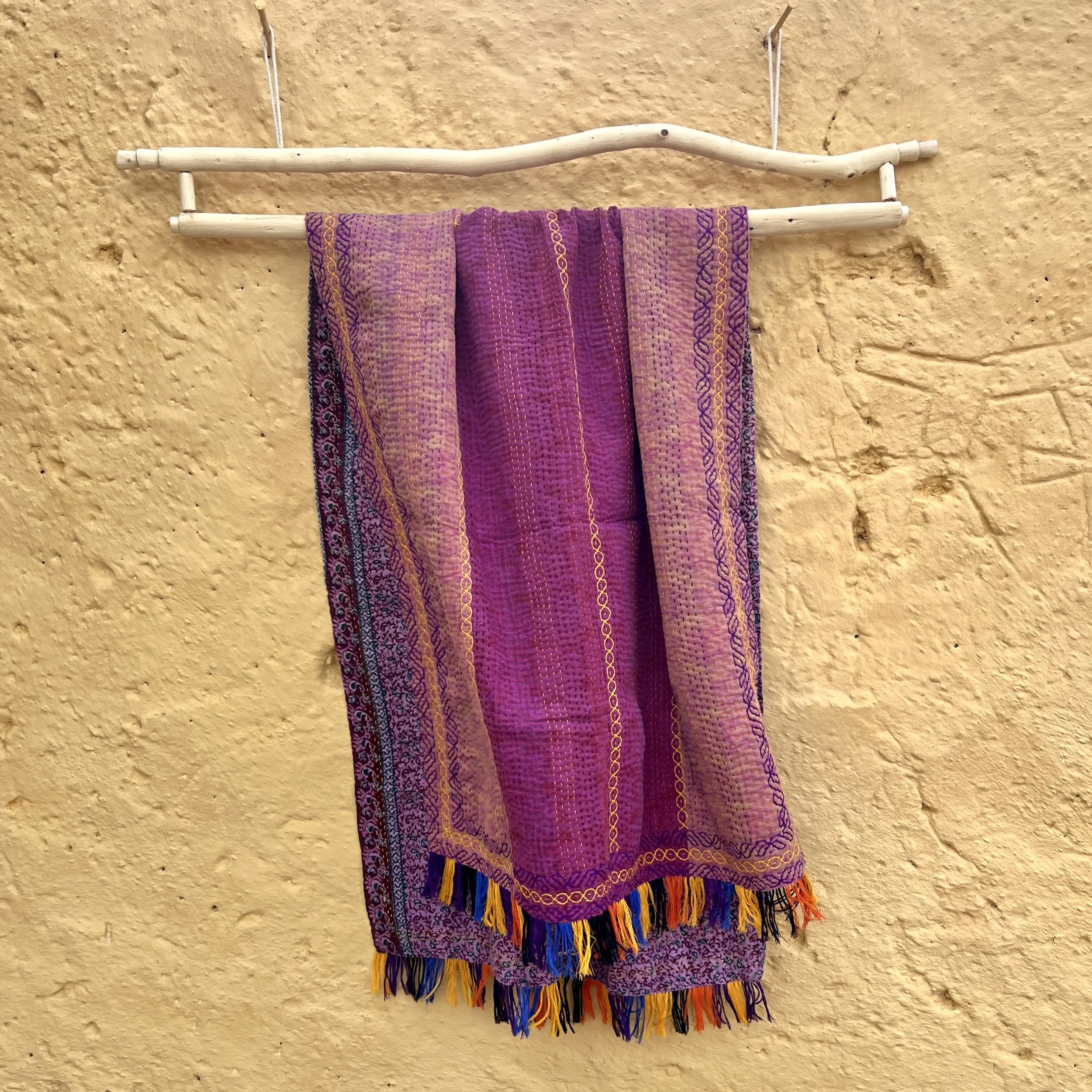 Kantha shawl Bangladesh pink main