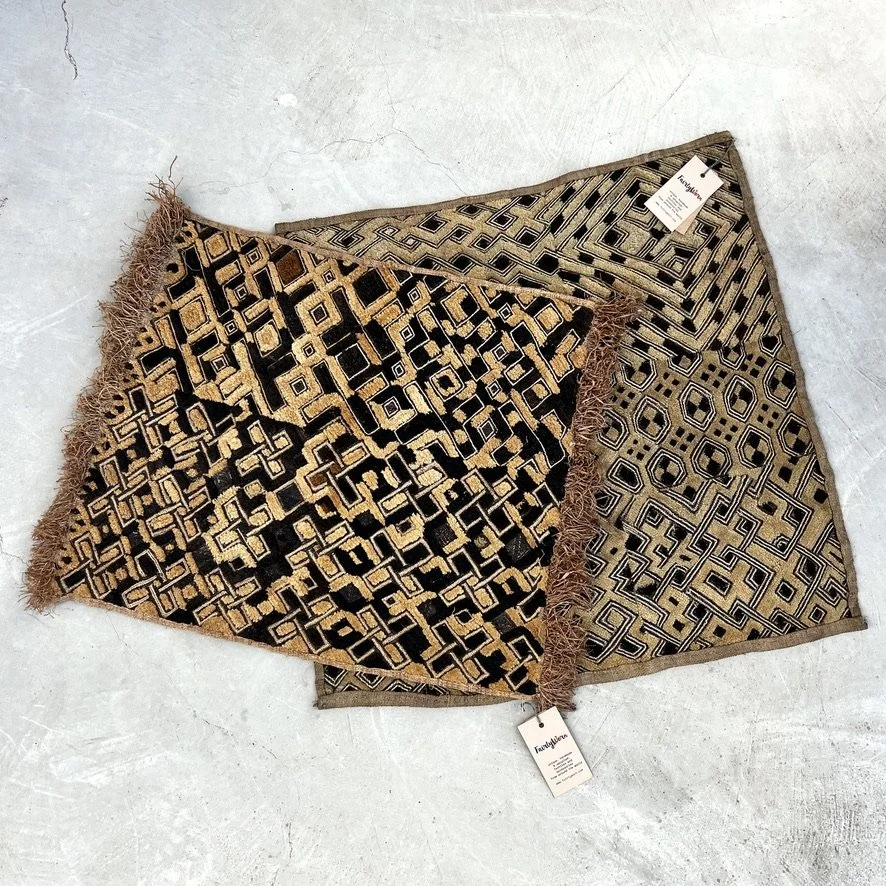 Kuba cloth large with fringe with other cloth