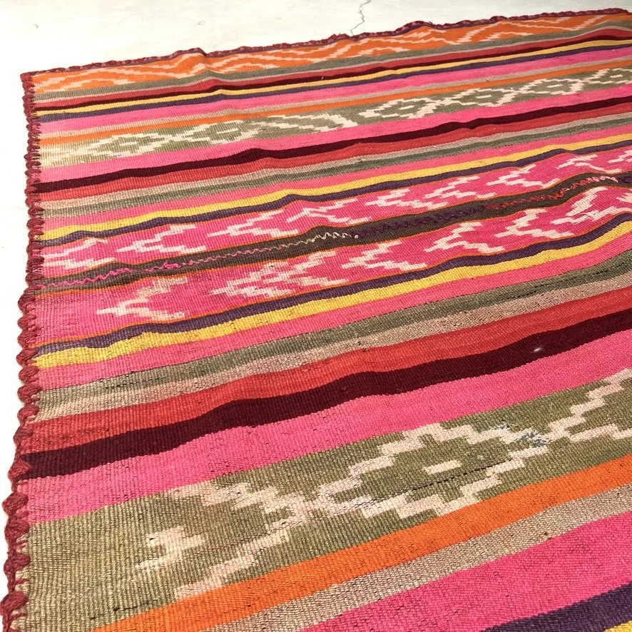 Vintage Frazada Peru bright colours closeup 2