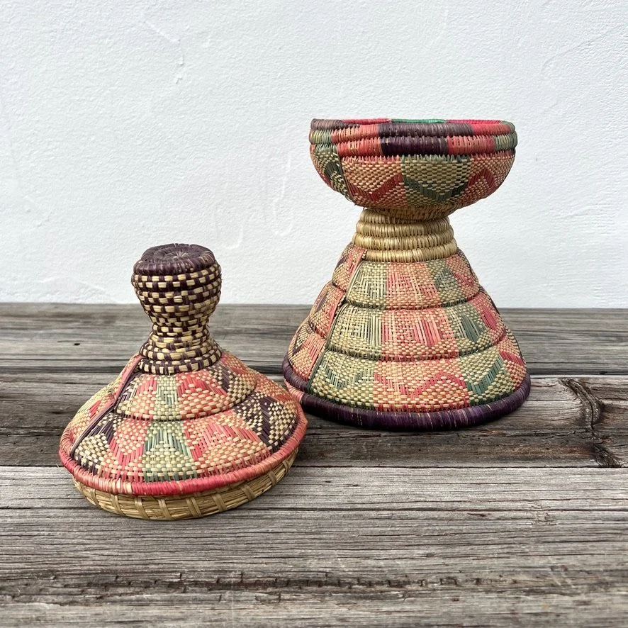 Vintage Ethiopian pedestal basket with lid off