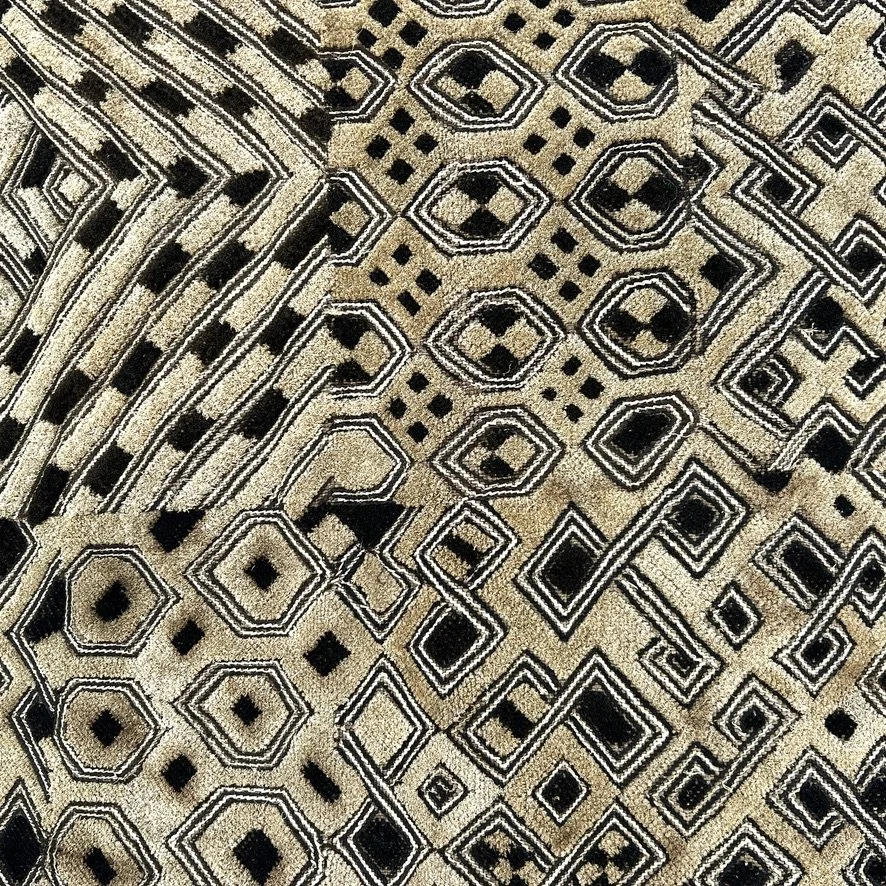 Kuba cloth small pattern closeup 1