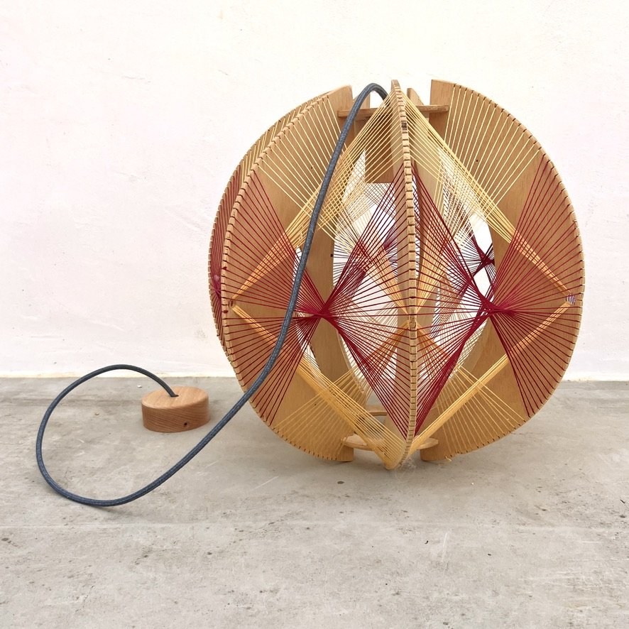 String lamp red and yellow main
