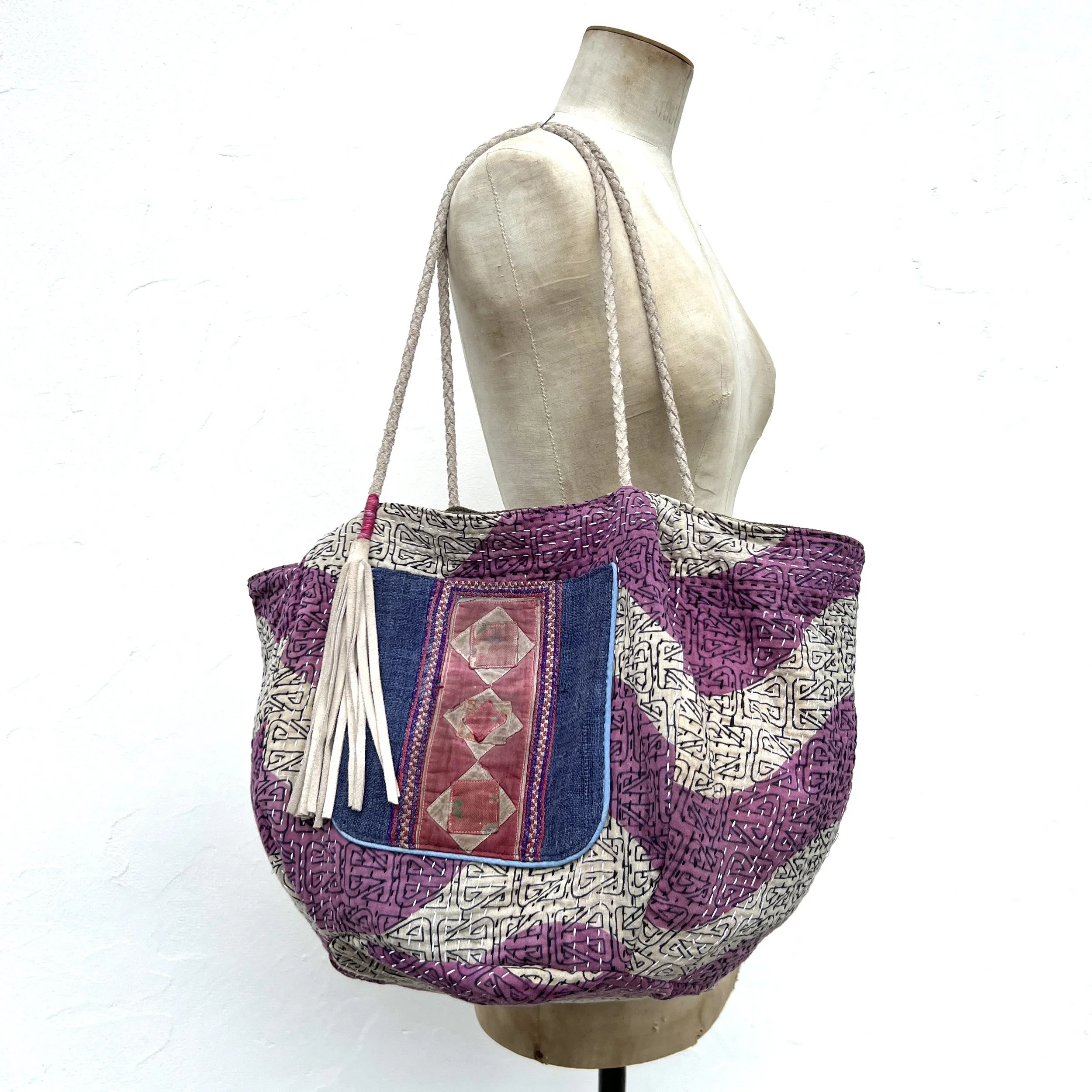 Reversible beach bag mud cloth Kantha side