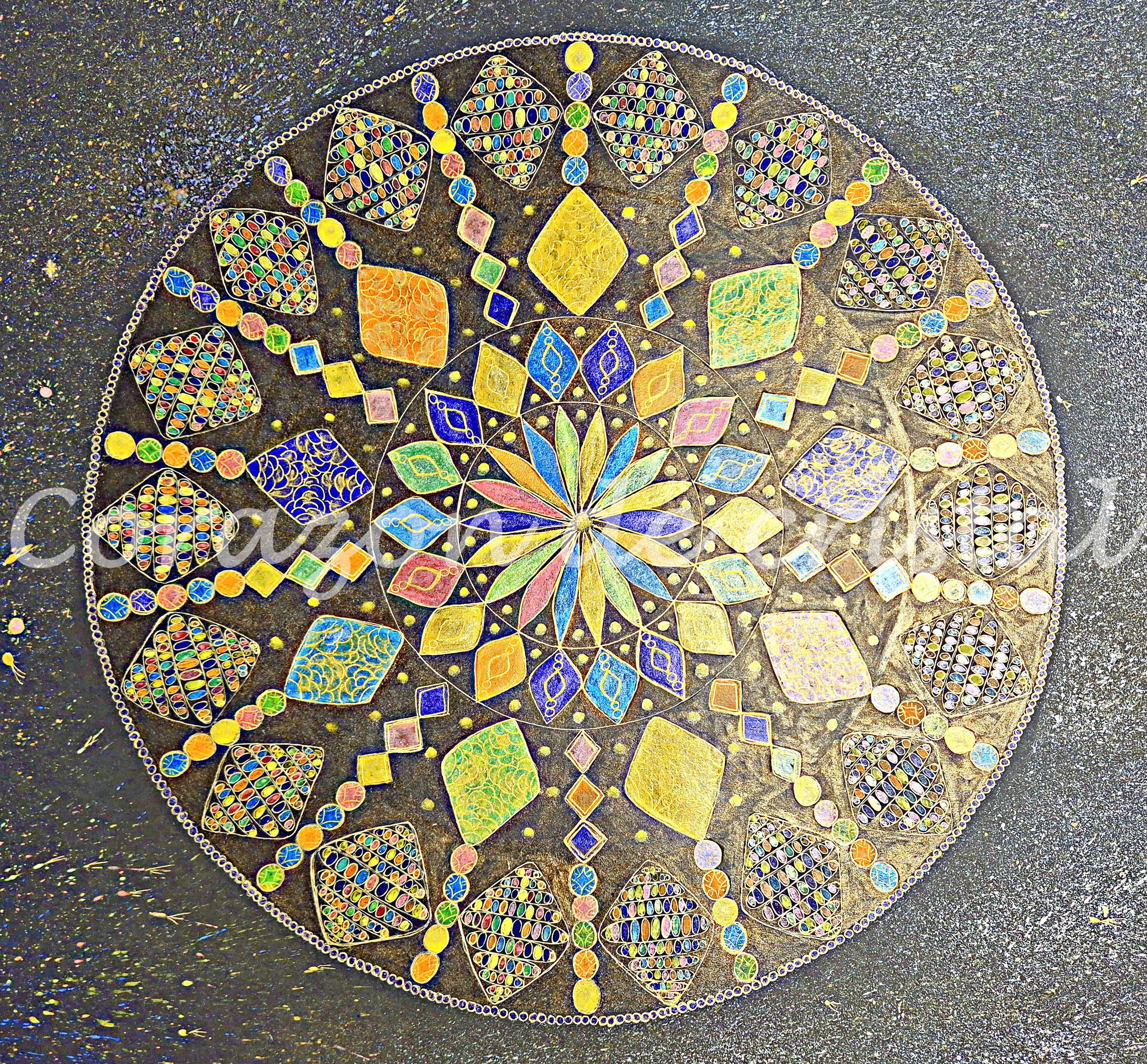 Les vitraux cristallins de mille couleurs_modifié_modifié.jpg