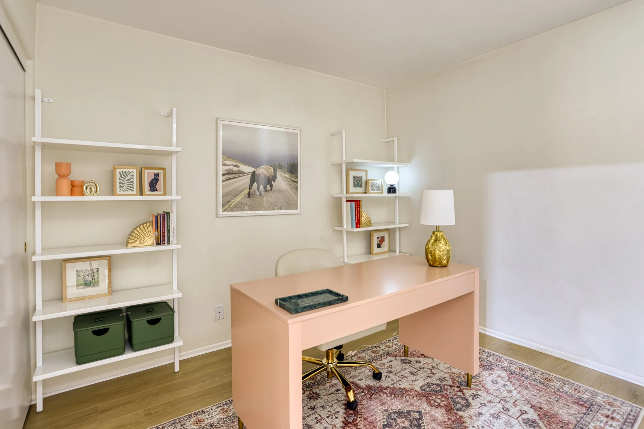 bright-workspace.JPG