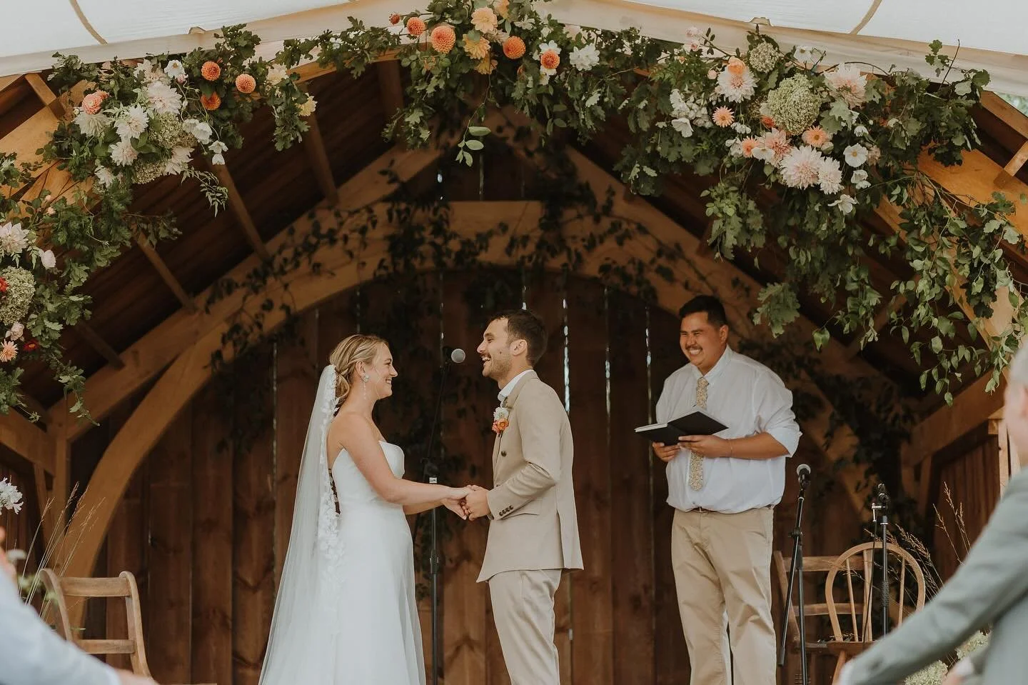 Oh my gosh I&rsquo;m so excited to show you these! 

Every single supplier brought this to life and they are all amazing! Thank you so much. 

An extra big thank you to the epic freelancers that kept me calm and made me go make my bouquet. You ladies