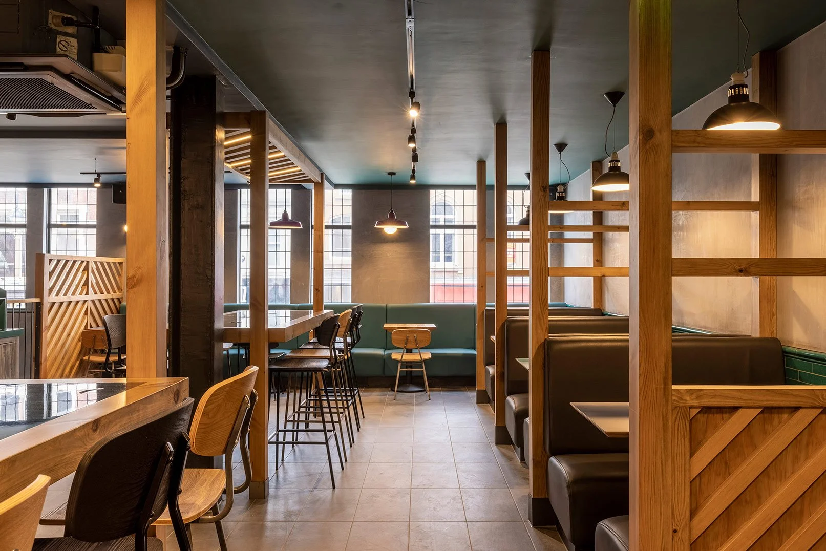 applied-studio-interior-designers-and-architects-jollibee-uk-2.jpg