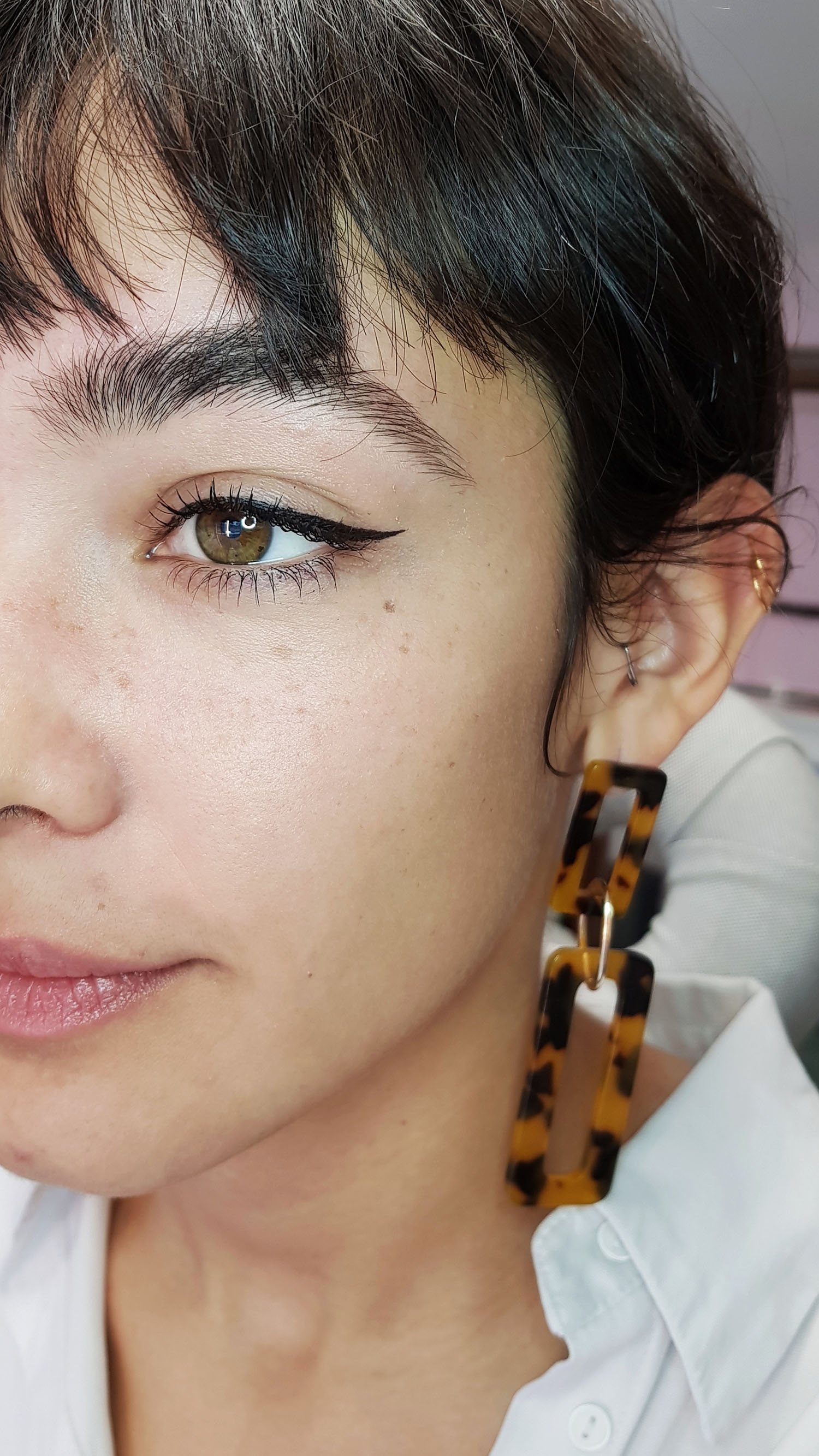 eleni-eyebrows-natural-brow-artist.jpg