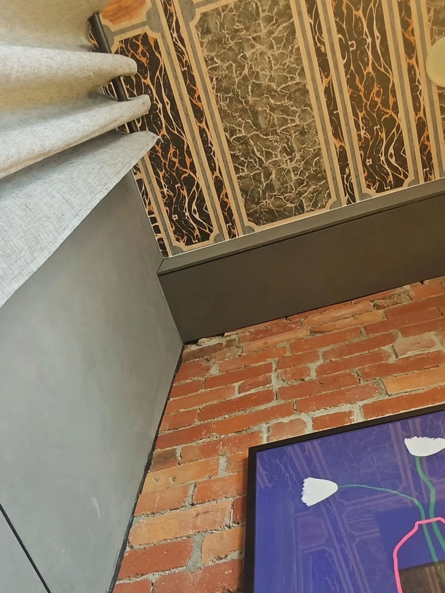 EE studio corners.
I love all the textures, tones and points of interest my brow haven holds -- a safe space for you &amp; your brows