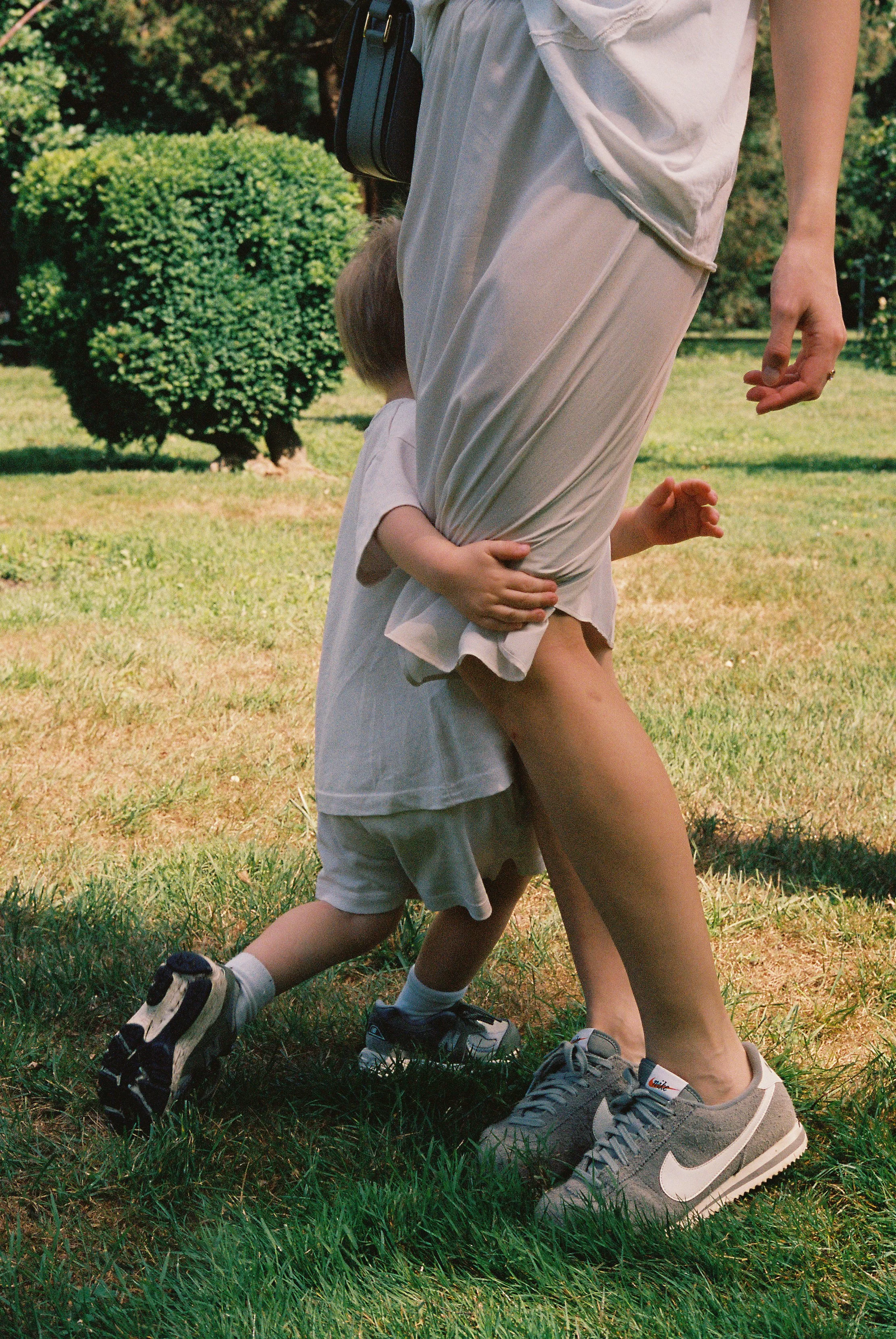 litvinsisters-selects-2-kellylevin.jpg