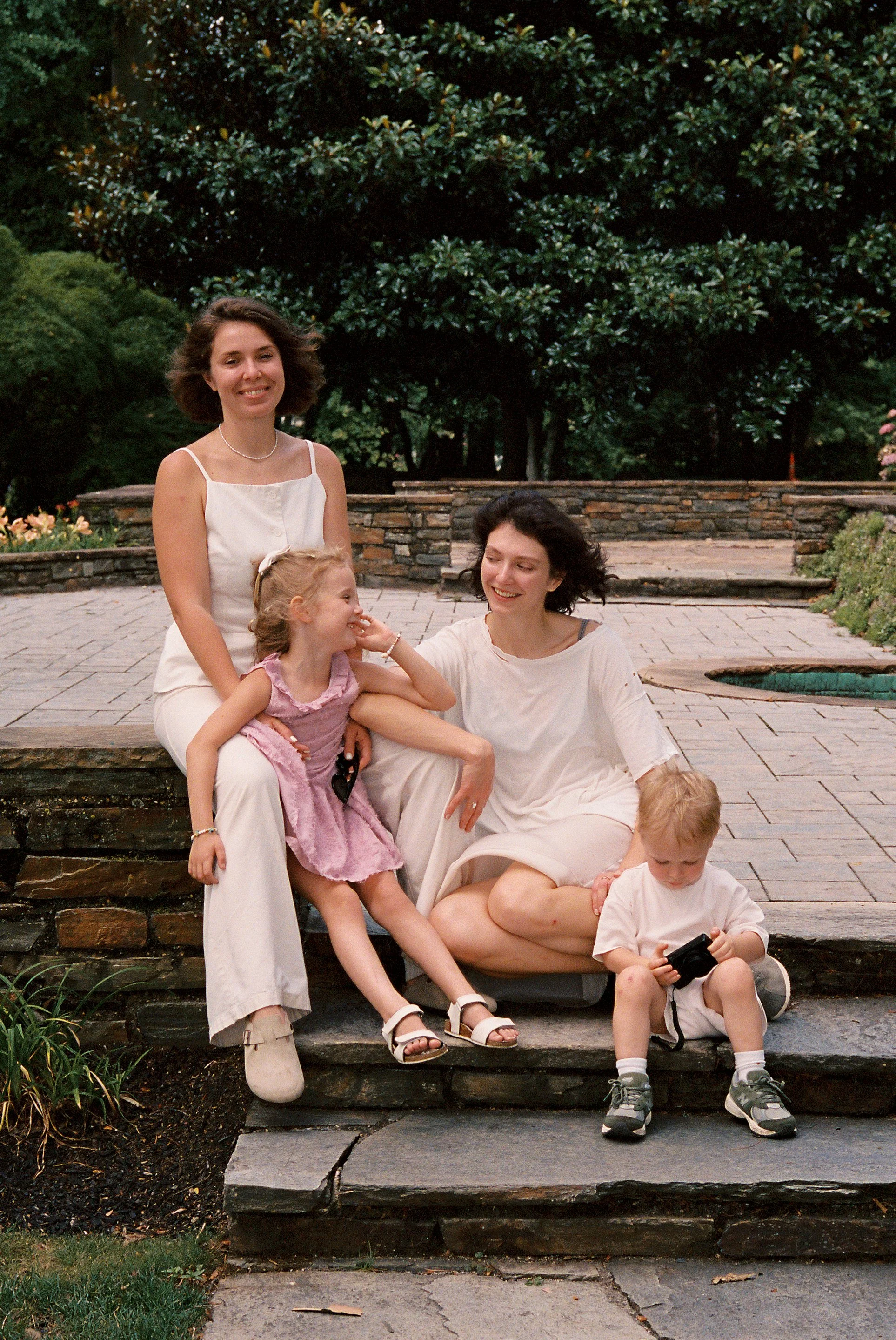 litvinsisters-selects-31-kellylevin.jpg