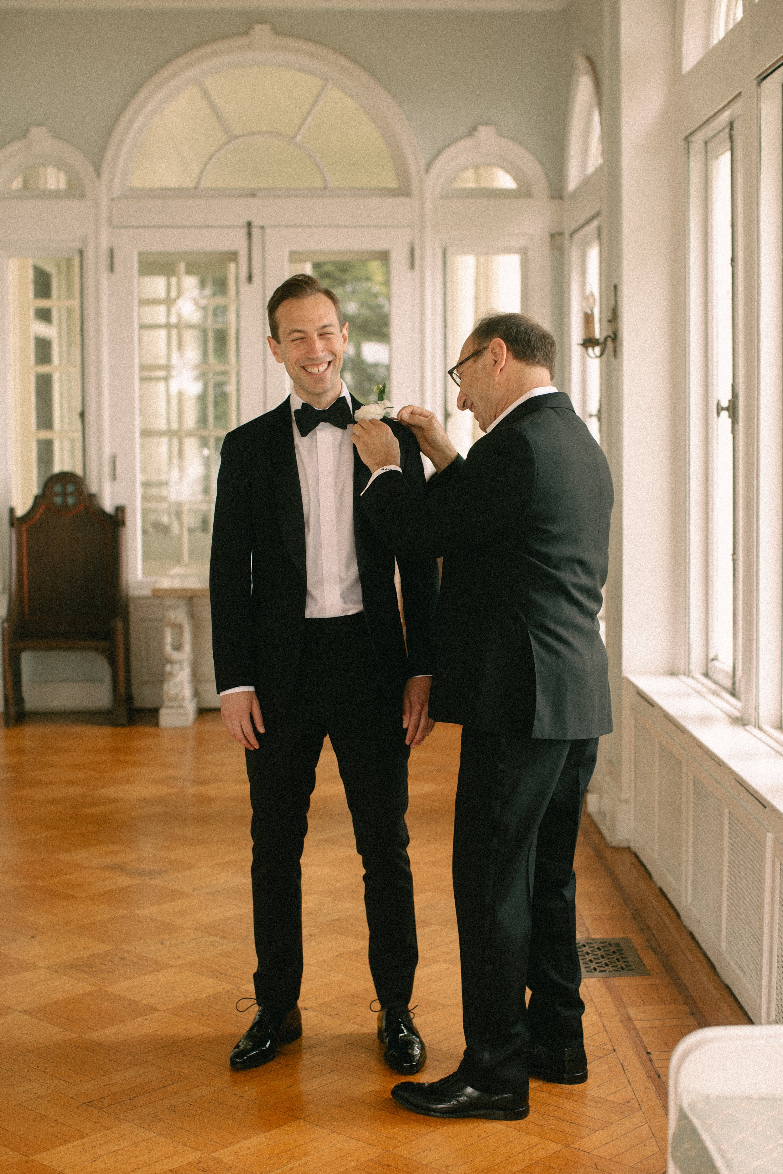 Sacha & Max's Wedding at Glen Foerd in Philadelphia, PA by Kelly Levin