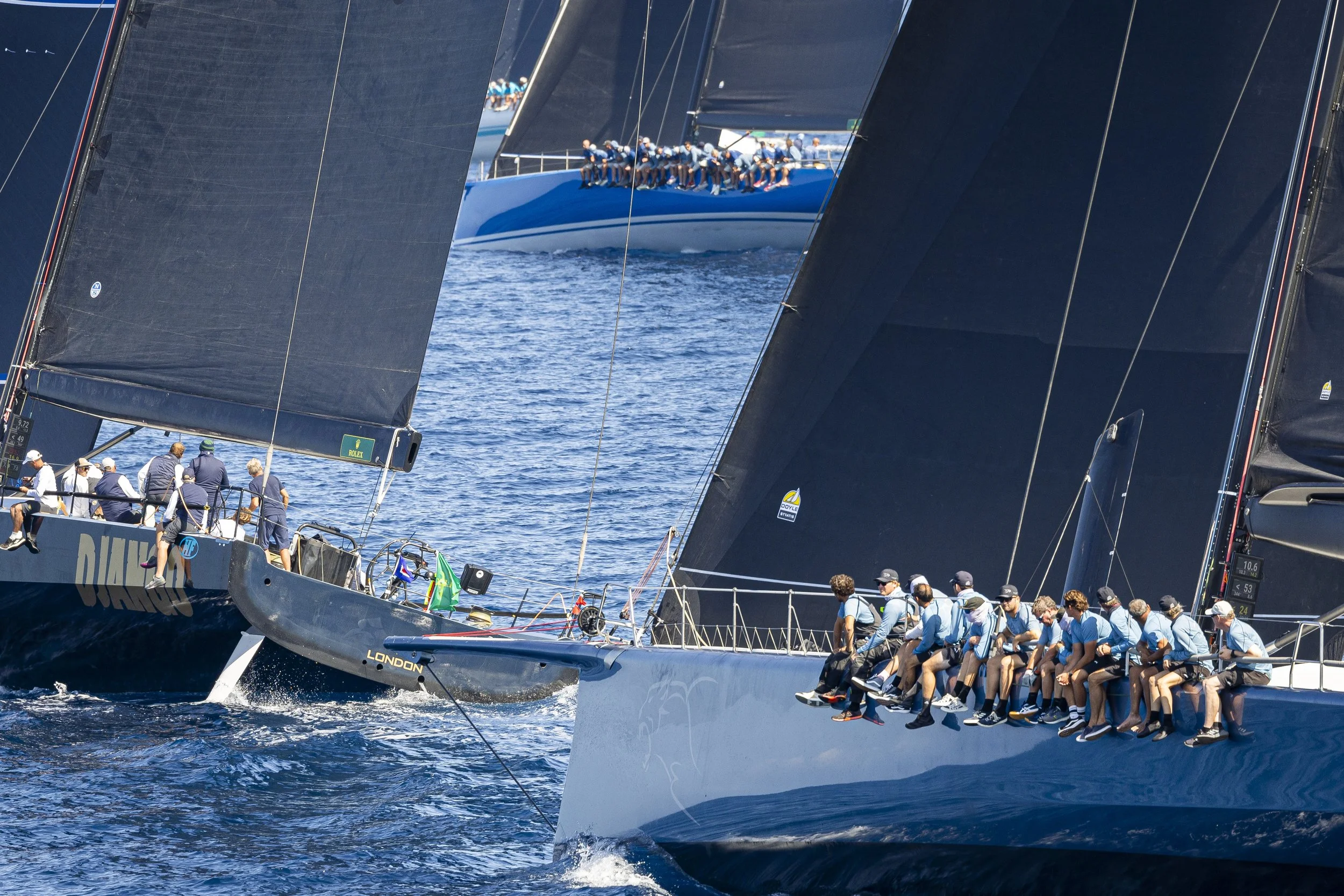 MAXI_2409cb_11022652.jpg