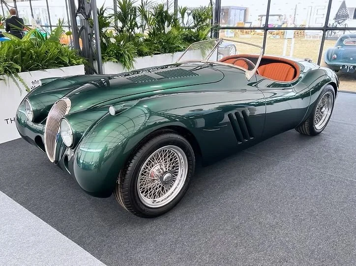 Jaguar xk.jpeg