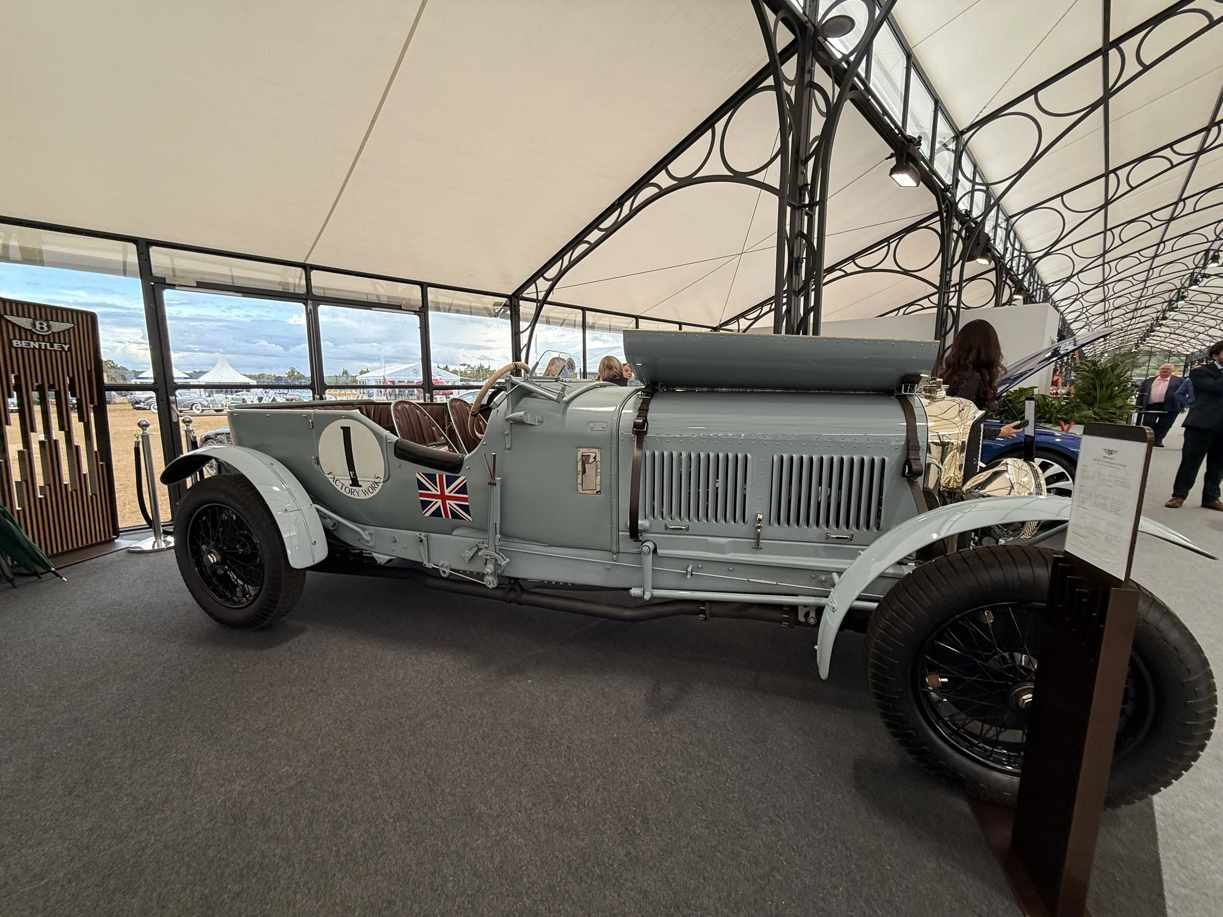 Bentley.jpeg