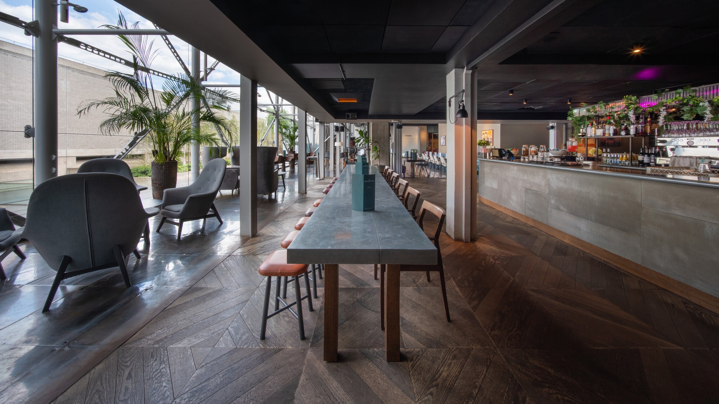 BFI Bar - courtesy of BFI & Peter Li.jpg