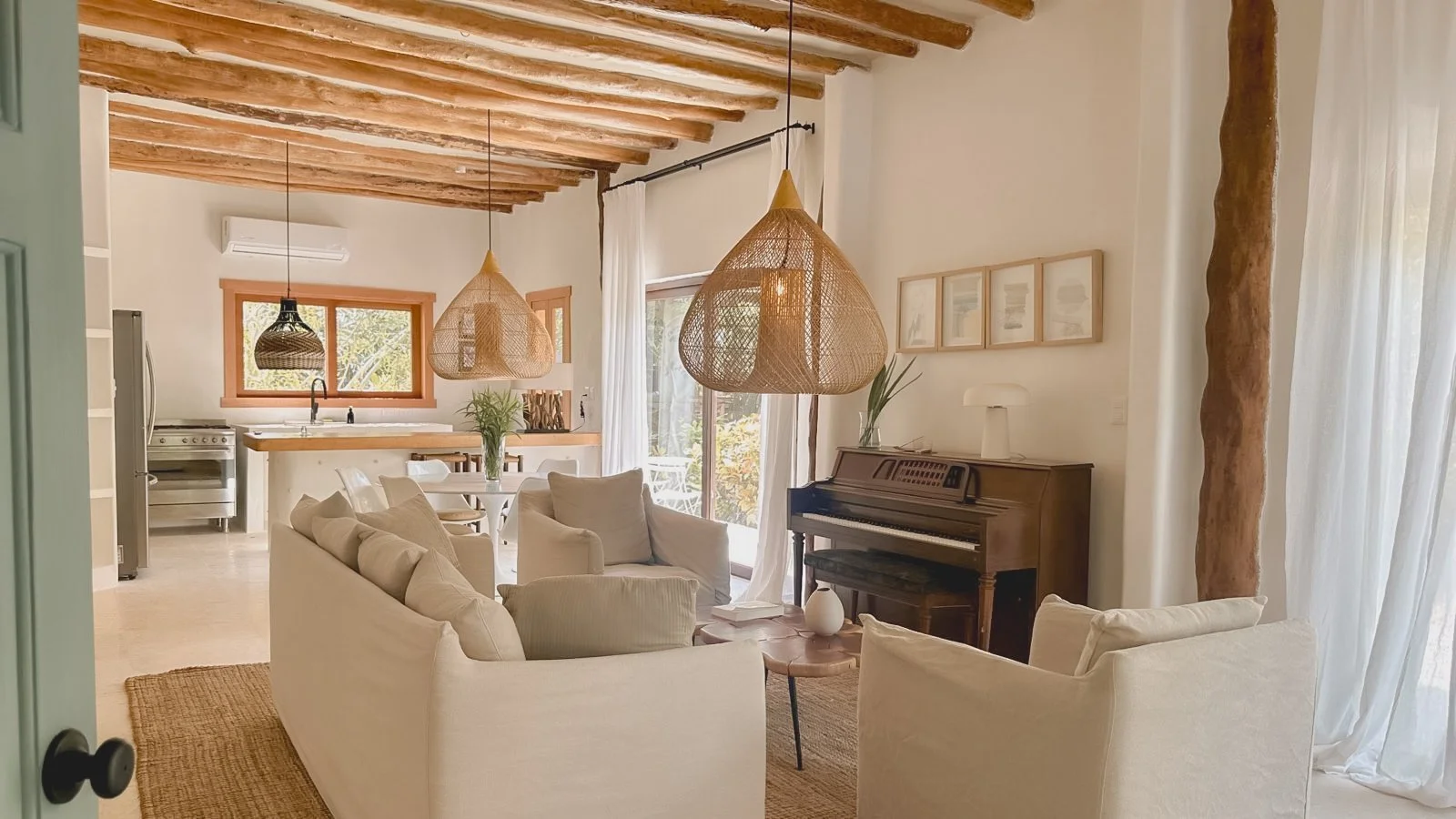 Villa Living room.JPG