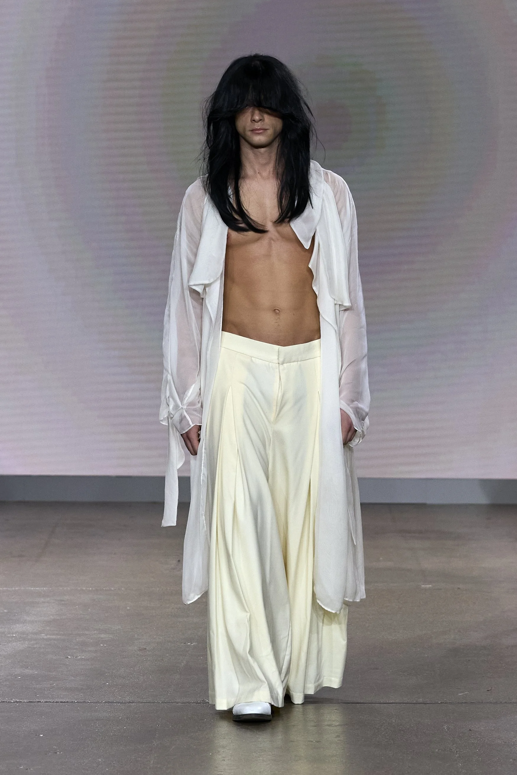 Adolf Maldonado_Show_Looks_002 .JPG