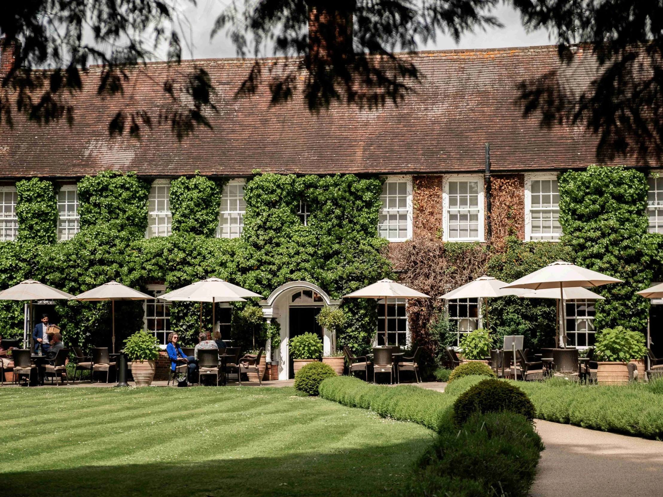 A Charming Escape: My Stay at The Bush Hotel in Farnham